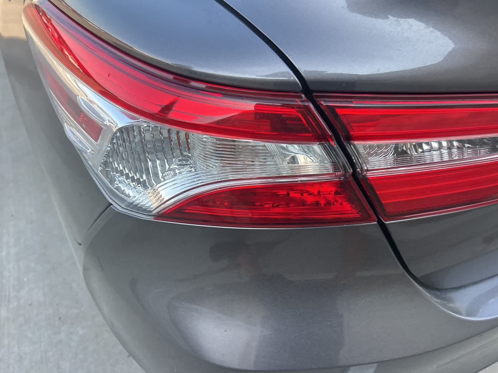 Thumbnail: 2019 Toyota Camry - 12