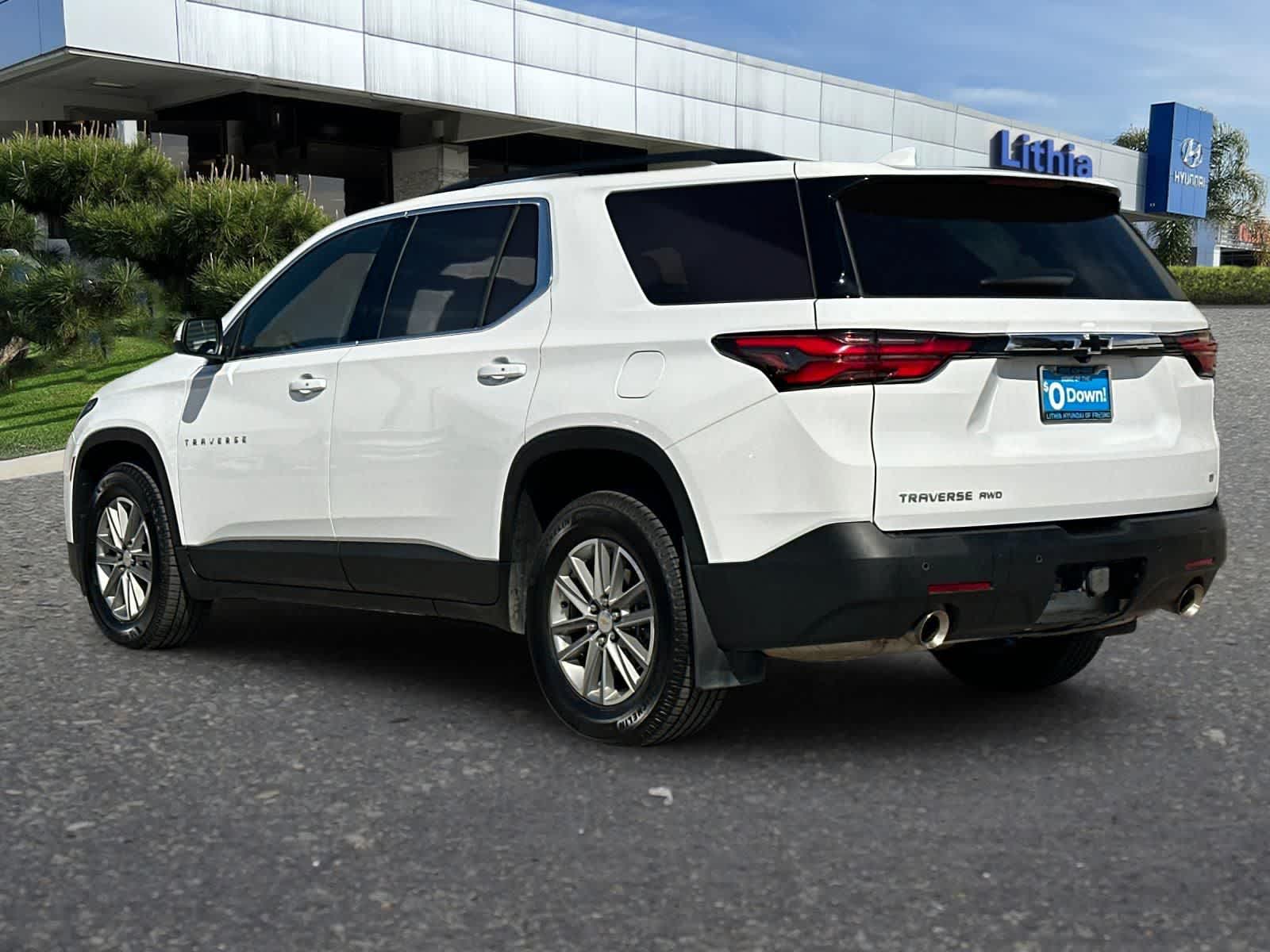 Thumbnail: 2022 Chevrolet Traverse - 7