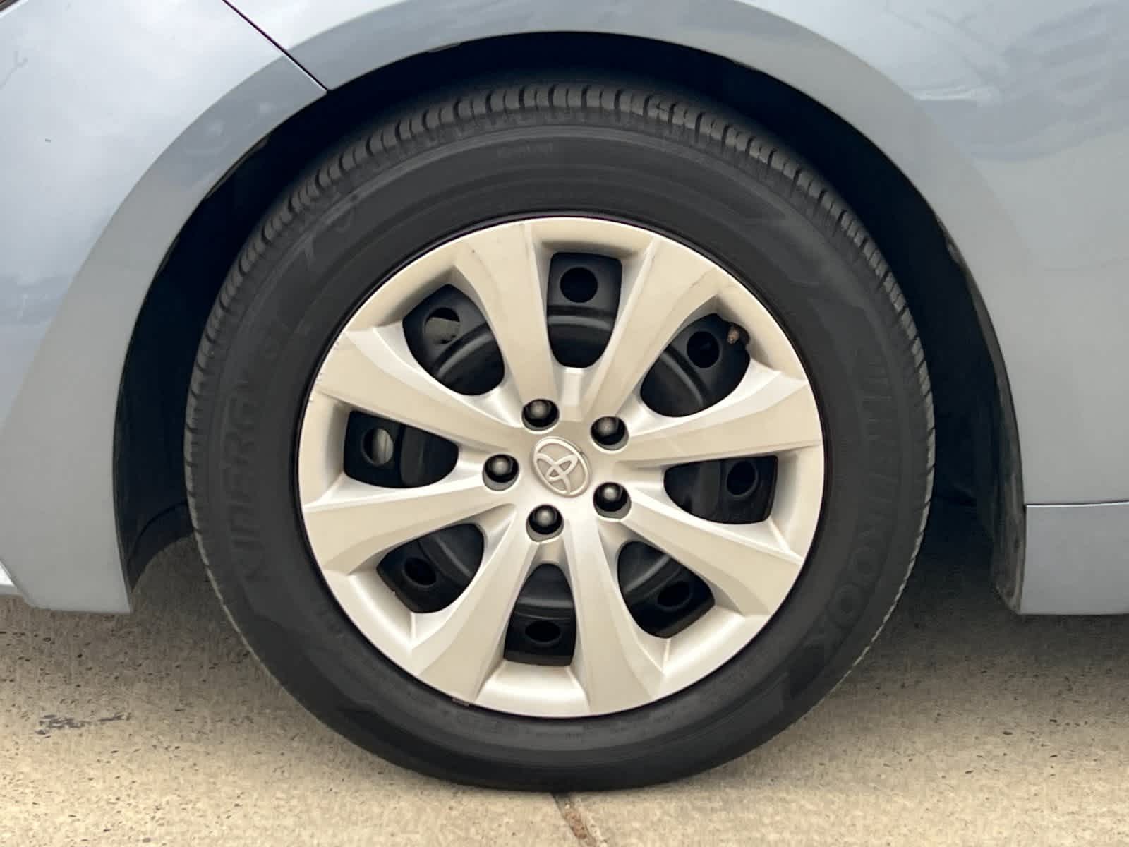 Thumbnail: 2024 Toyota Corolla - 25