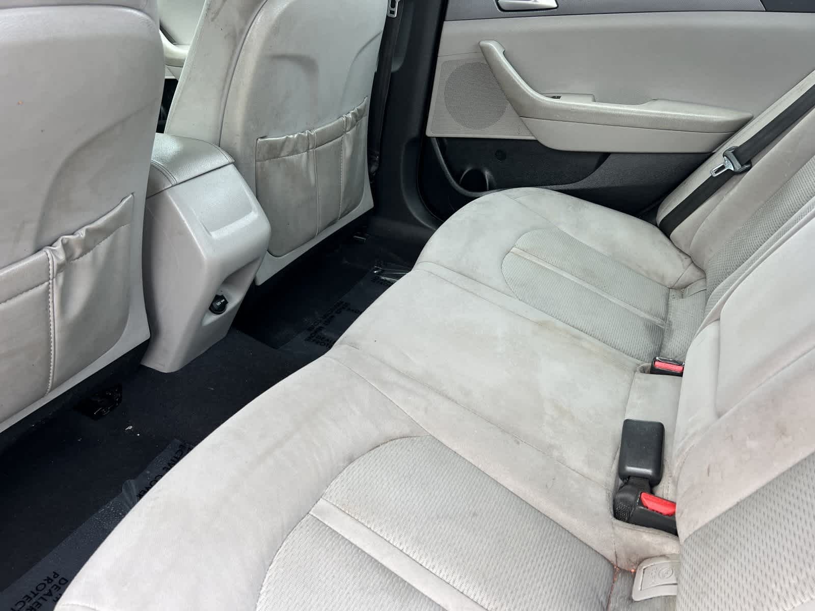 2017 Hyundai Sonata Base 4
