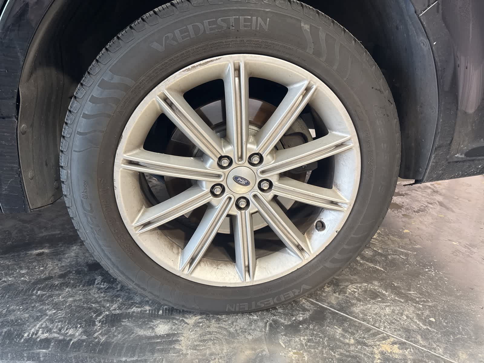 Thumbnail: 2019 Ford Flex - 15