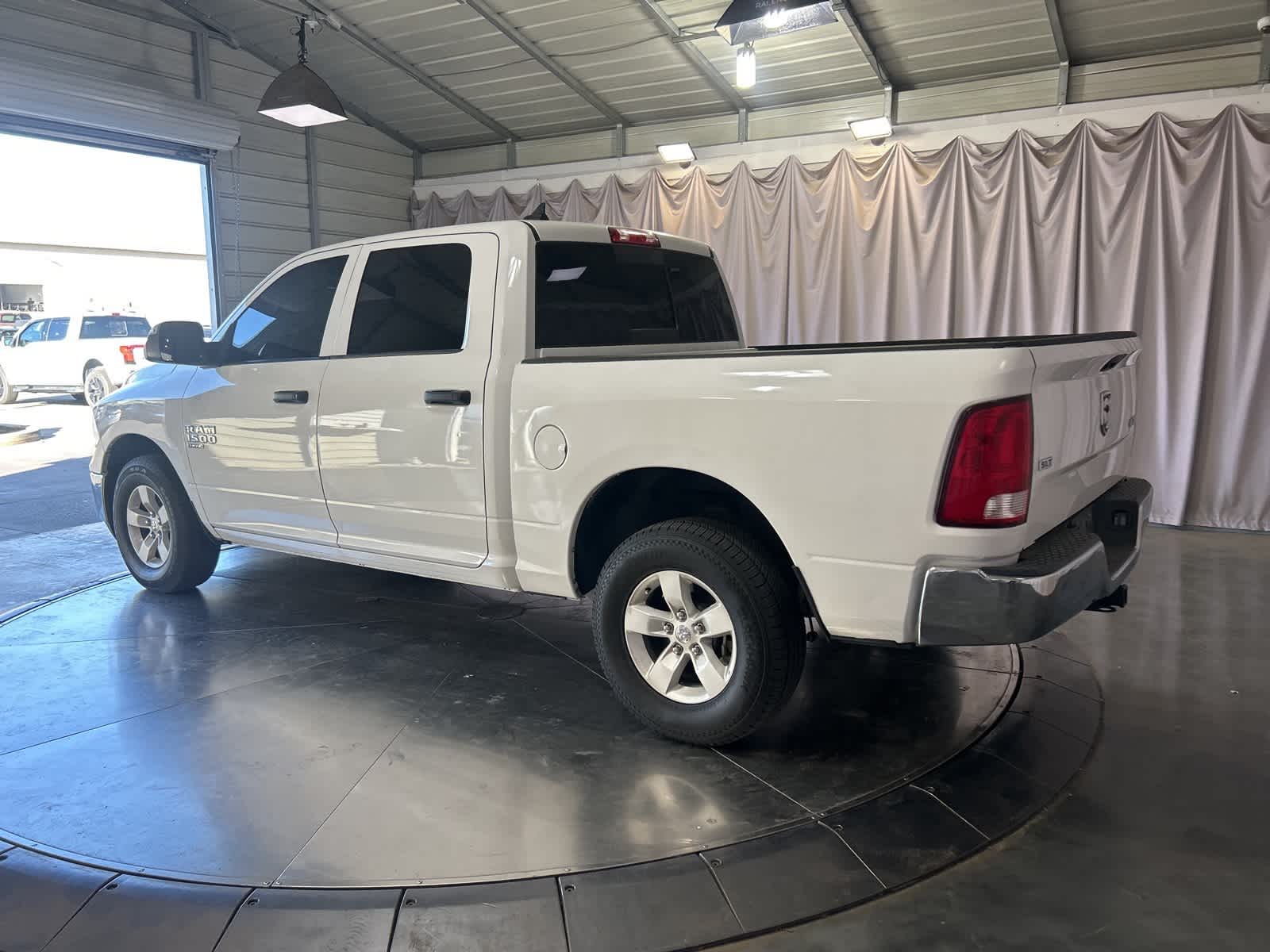 Thumbnail: 2023 RAM 1500 Classic - 15