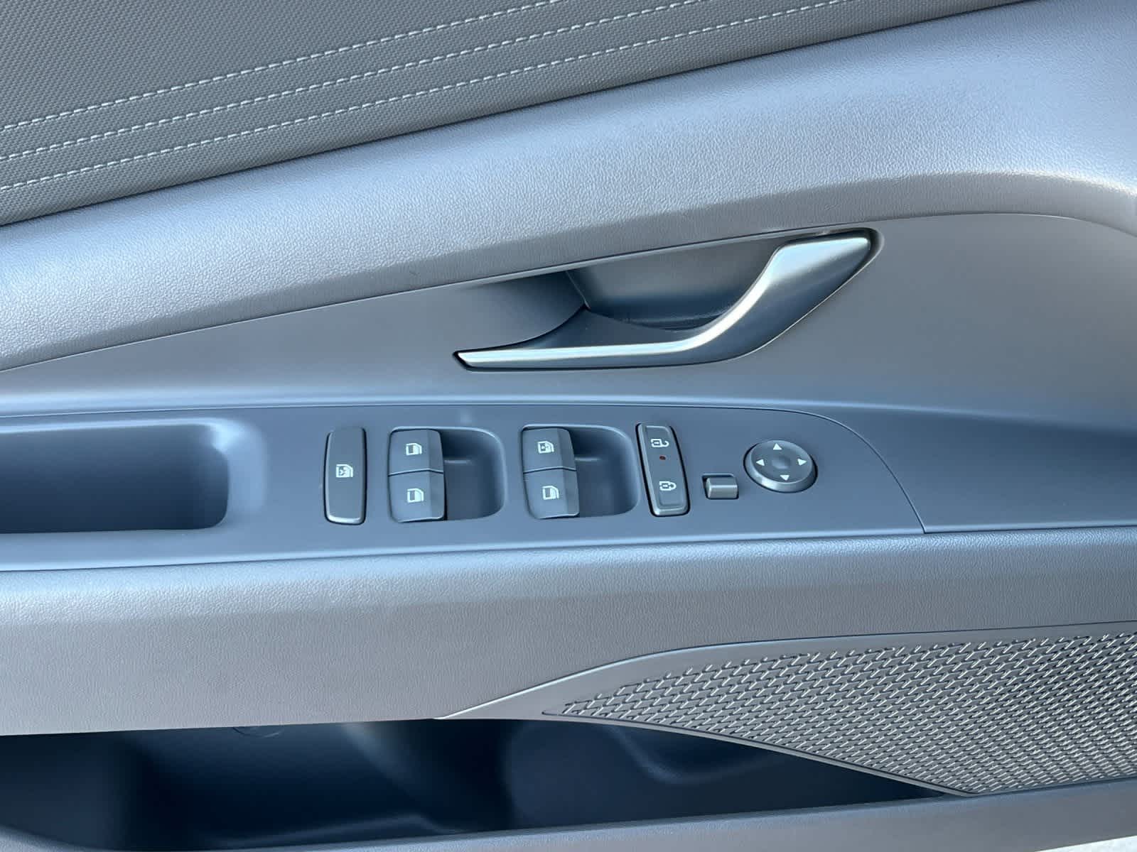 Thumbnail: 2024 Hyundai Elantra - 12