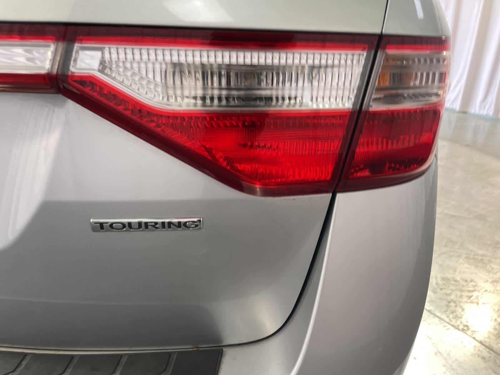 Thumbnail: 2012 Honda Odyssey - 17