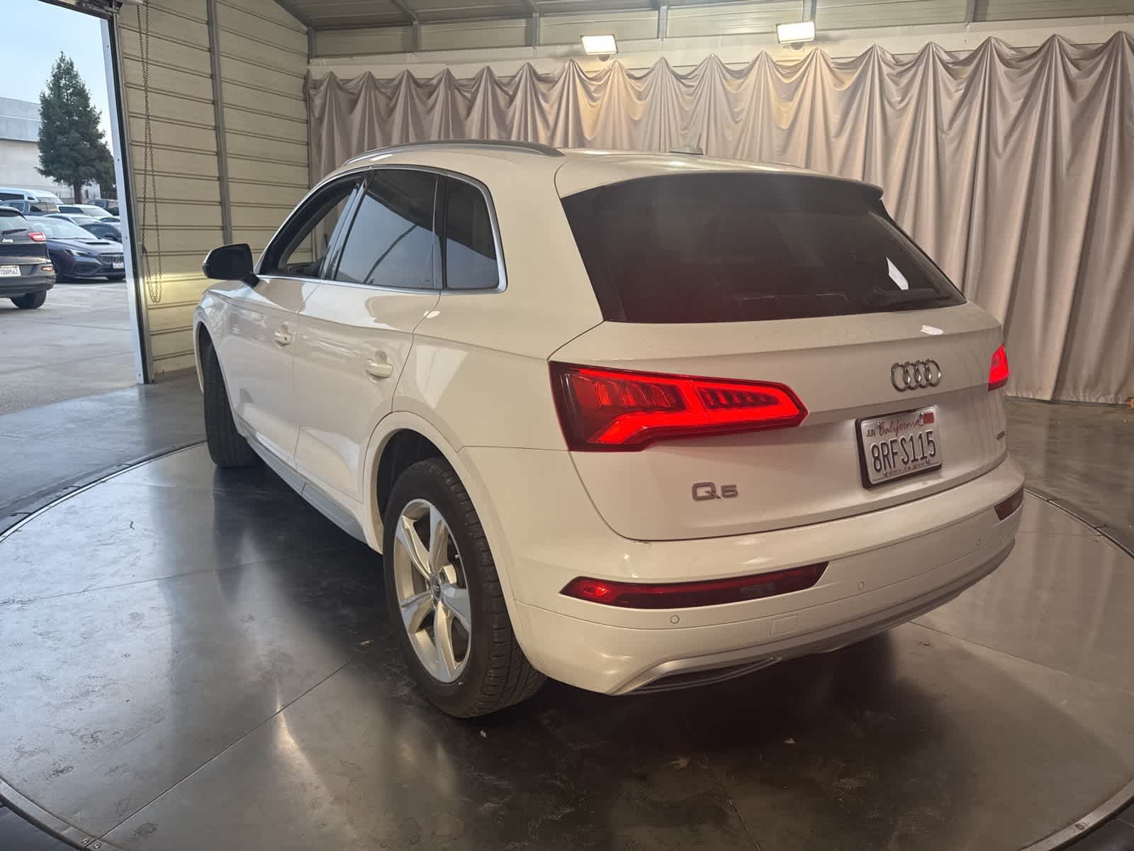 Thumbnail: 2020 Audi Q5 - 7