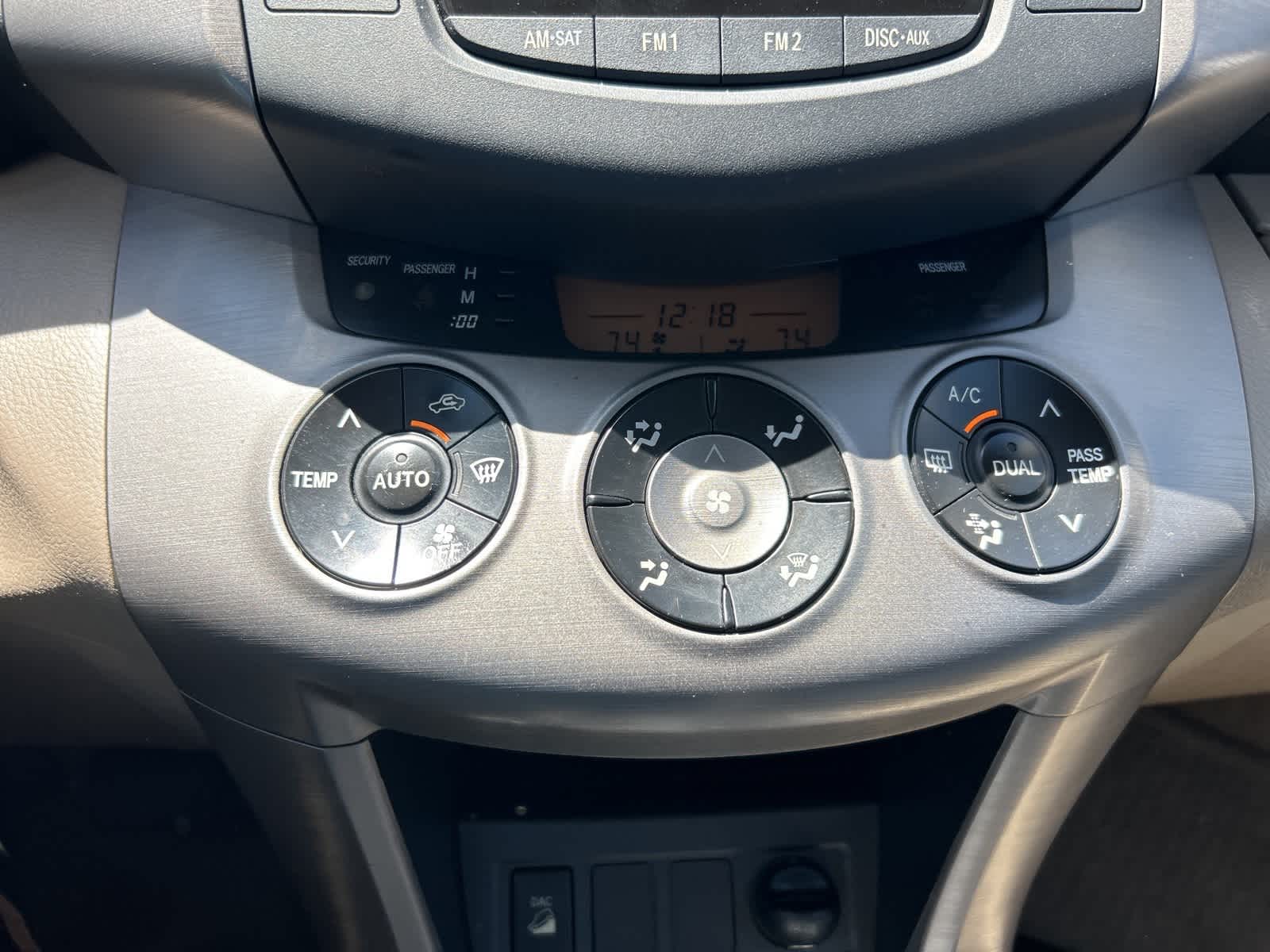 Thumbnail: 2008 Toyota RAV4 - 28