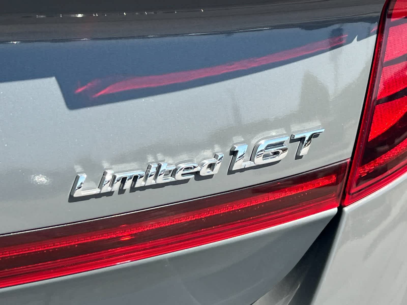 Thumbnail: 2023 Hyundai Sonata - 27