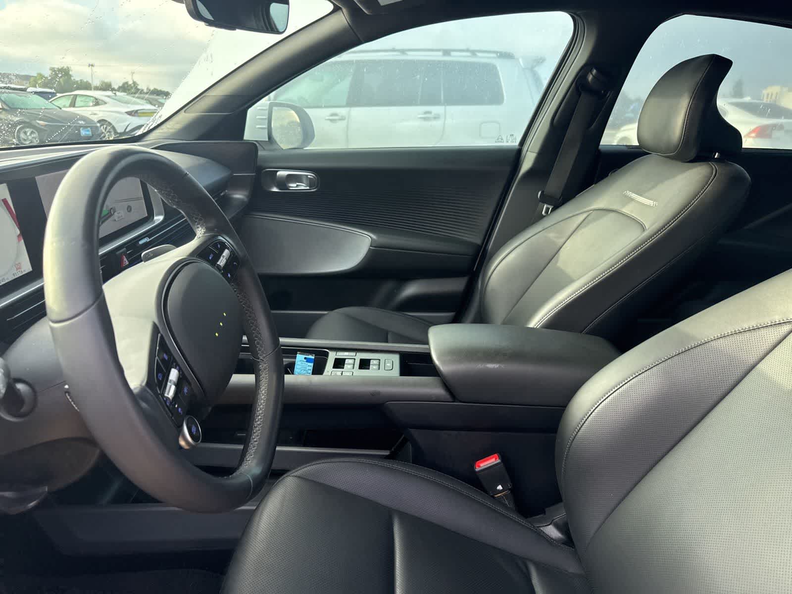 Thumbnail: 2023 Hyundai Ioniq 6 - 17