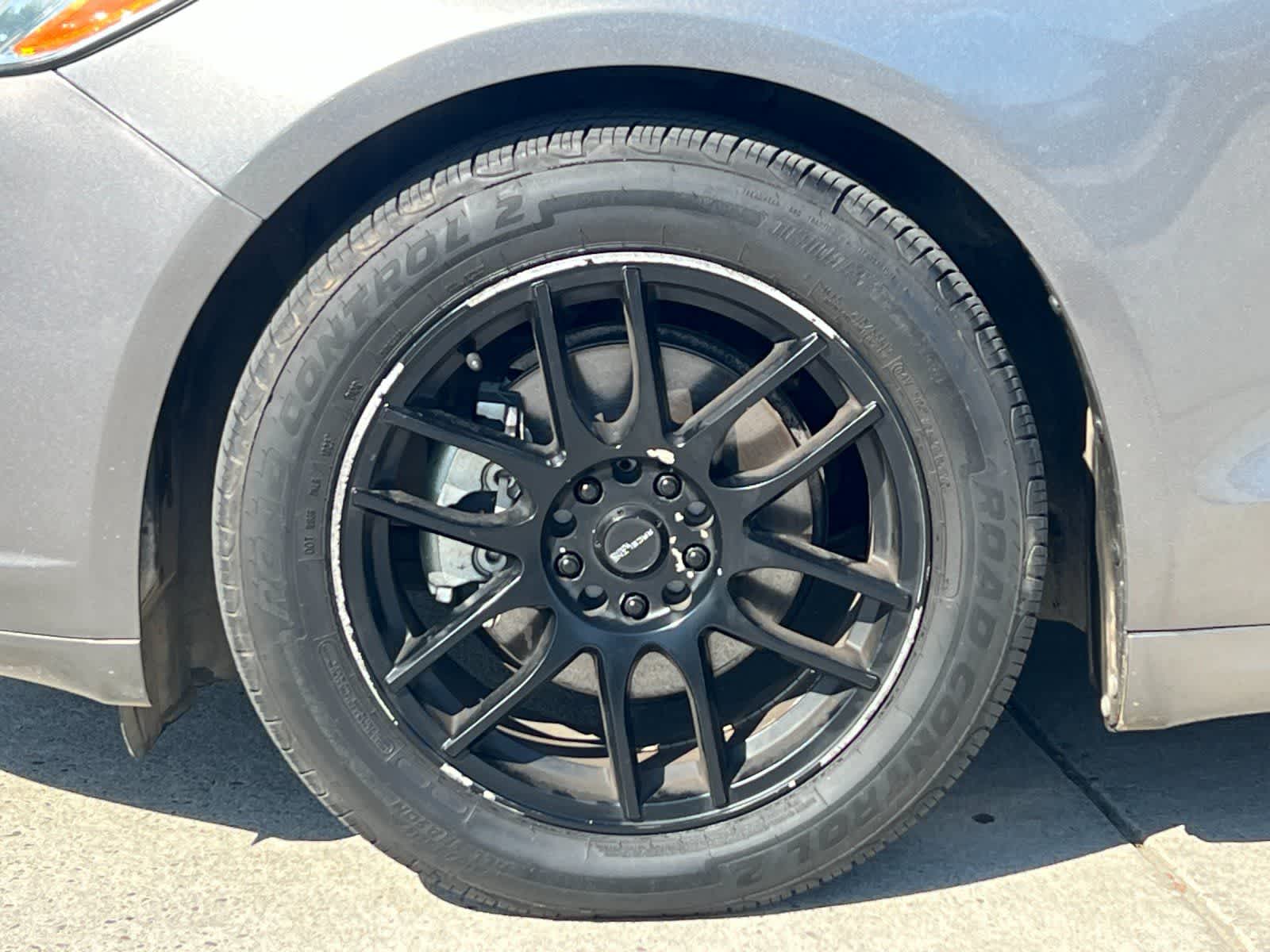 Thumbnail: 2014 Ford Fusion - 24