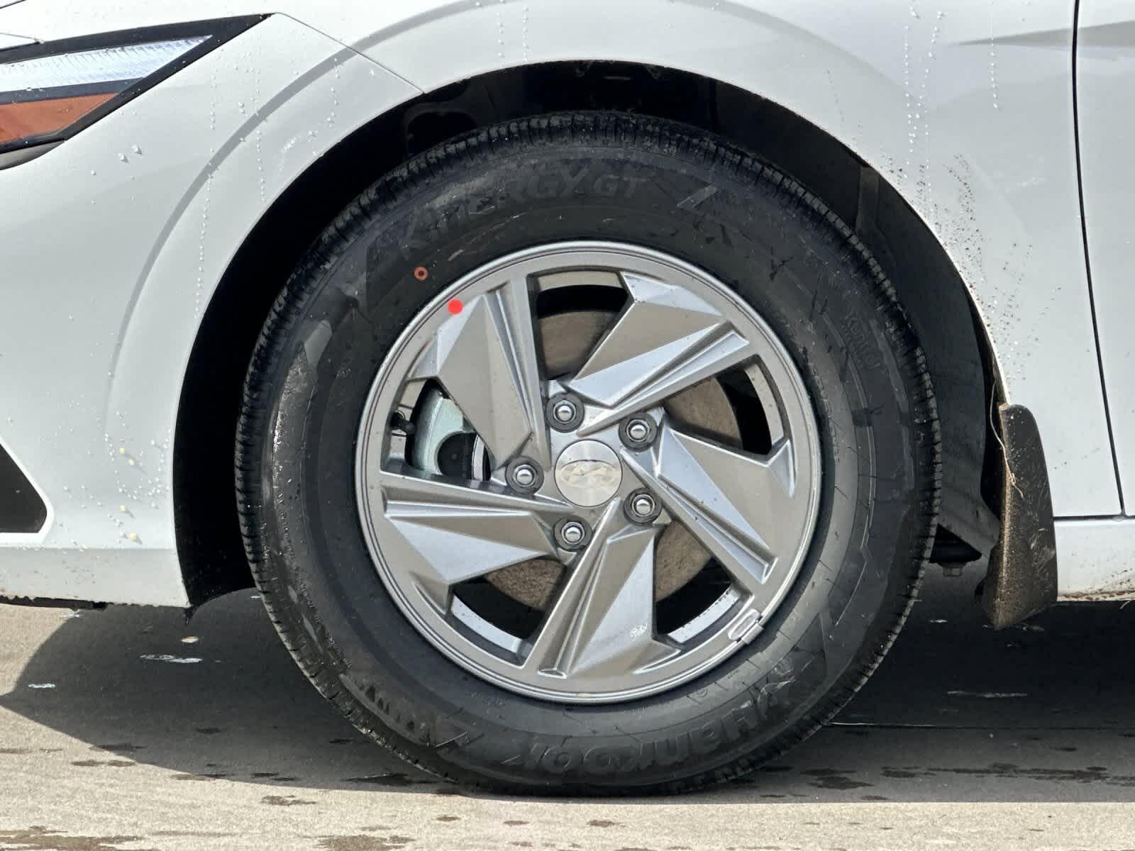 Thumbnail: 2026 Hyundai Elantra - 23