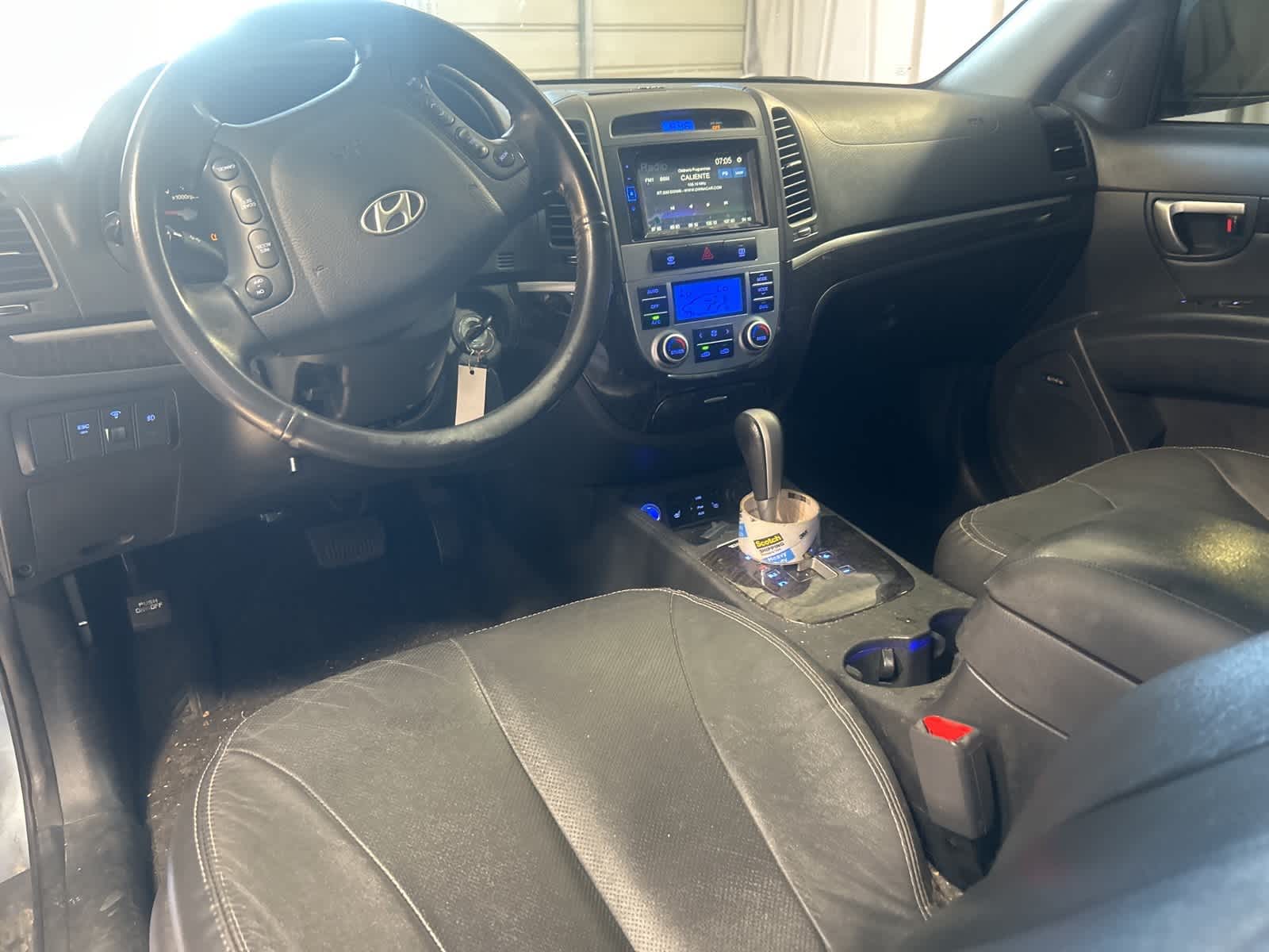 Thumbnail: 2009 Hyundai Santa Fe - 22