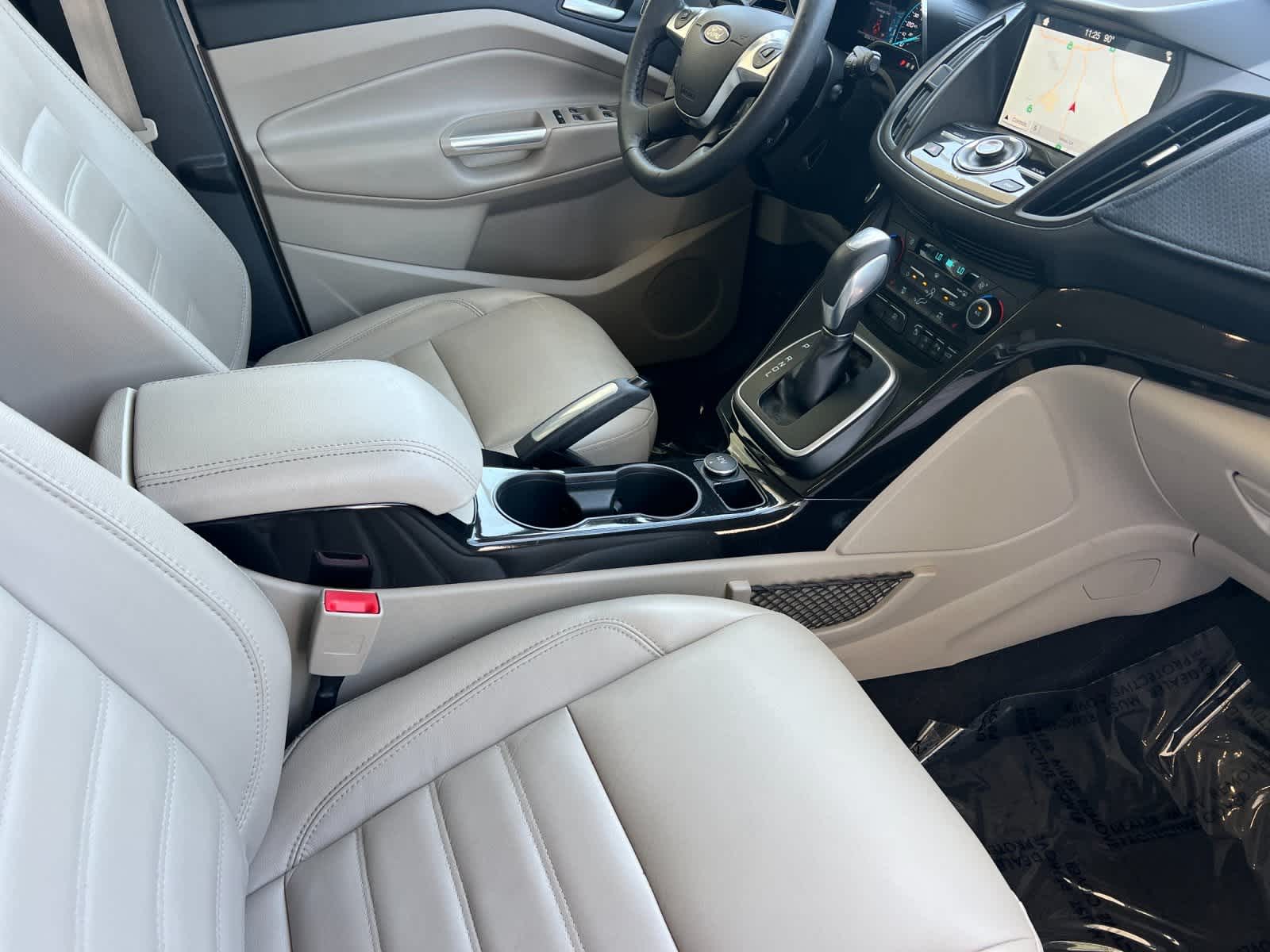 Thumbnail: 2018 Ford C-Max - 16