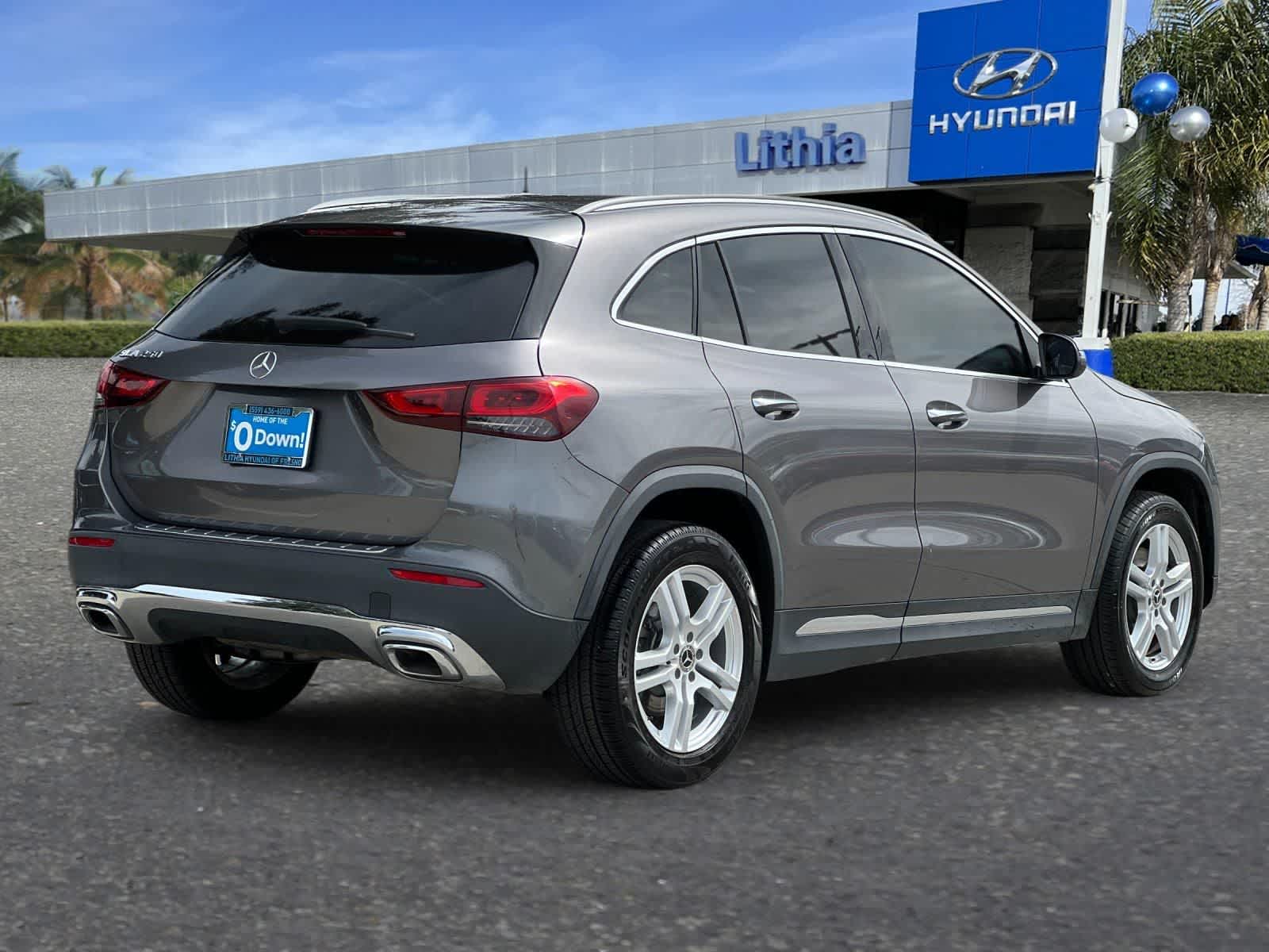 2023 Mercedes-Benz GLA 250 photo 2