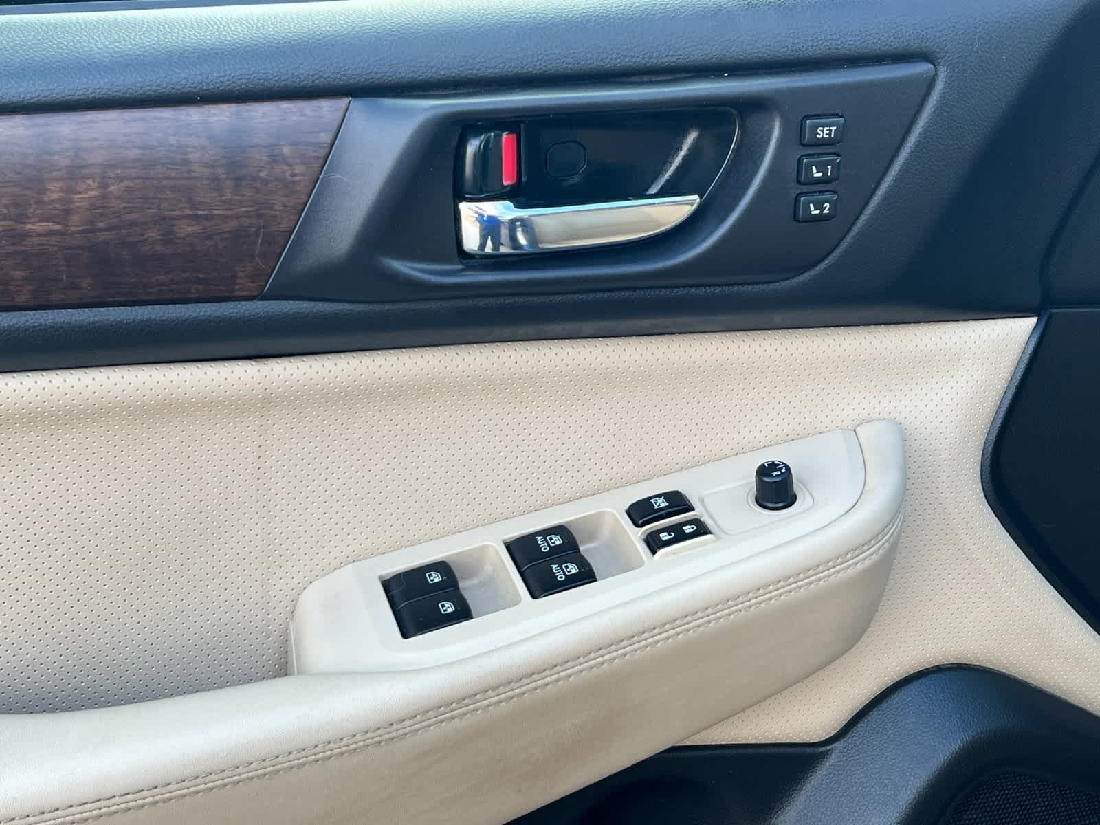 Thumbnail: 2016 Subaru Outback - 12