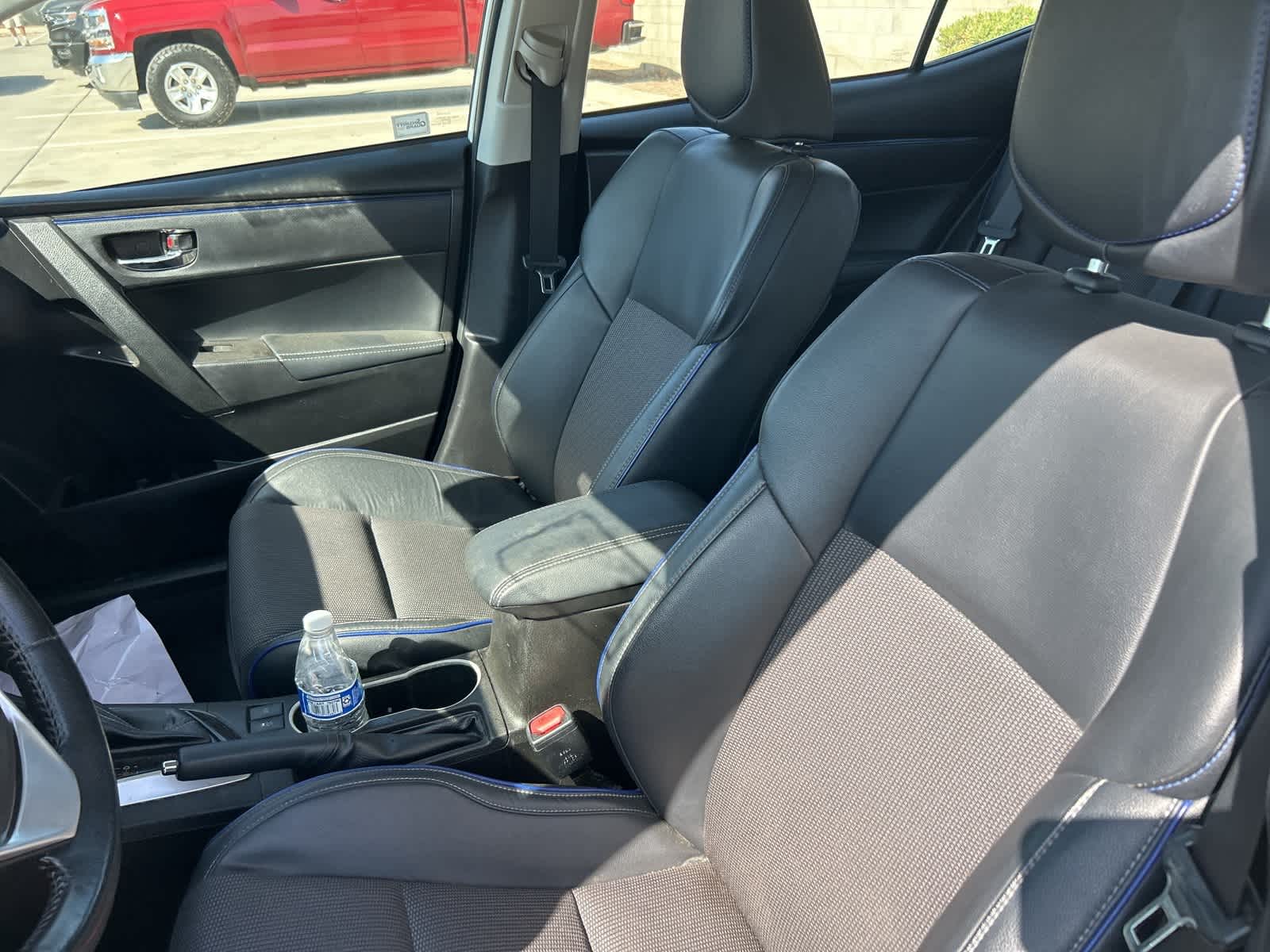Thumbnail: 2018 Toyota Corolla - 26