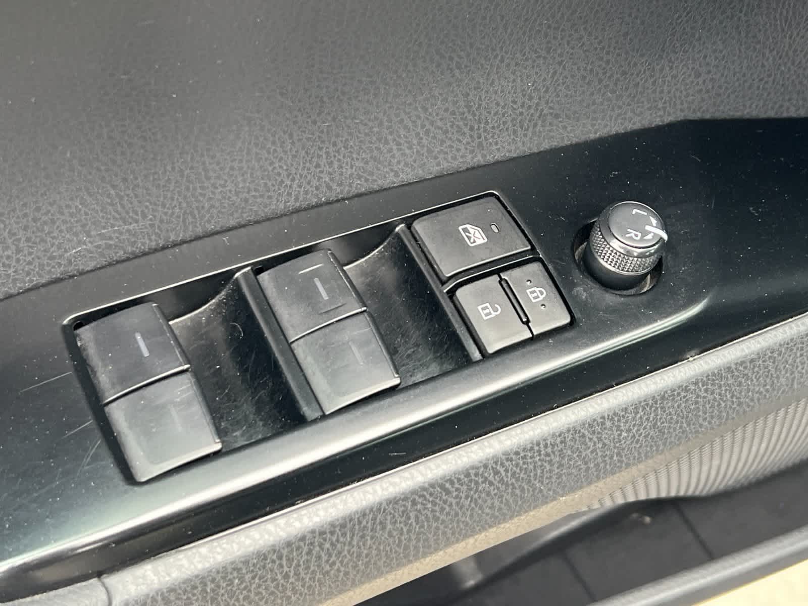 Thumbnail: 2025 Toyota Camry - 14