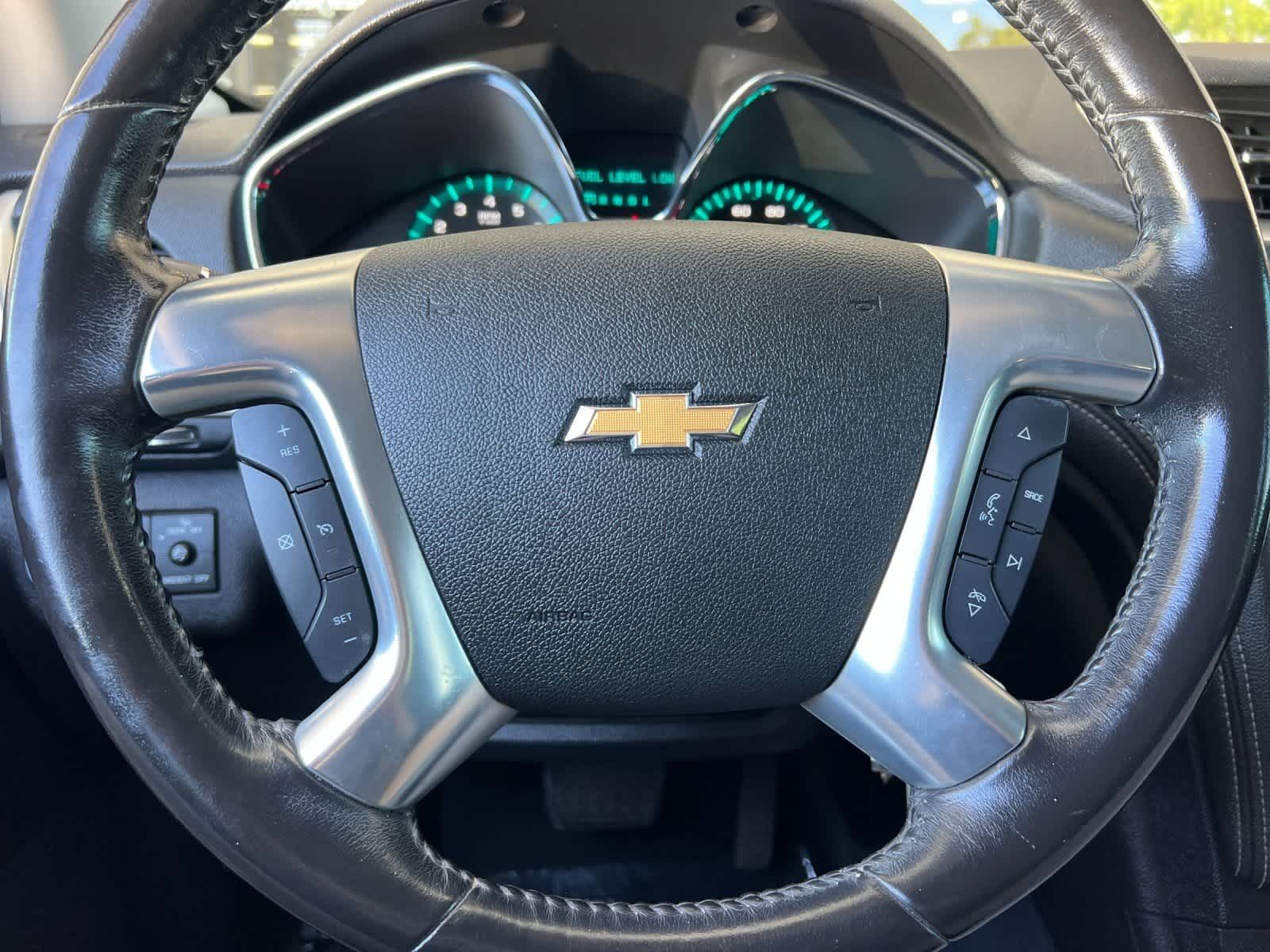 Thumbnail: 2014 Chevrolet Traverse - 21