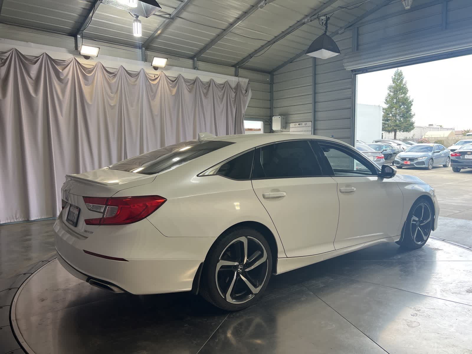Thumbnail: 2018 Honda Accord - 7