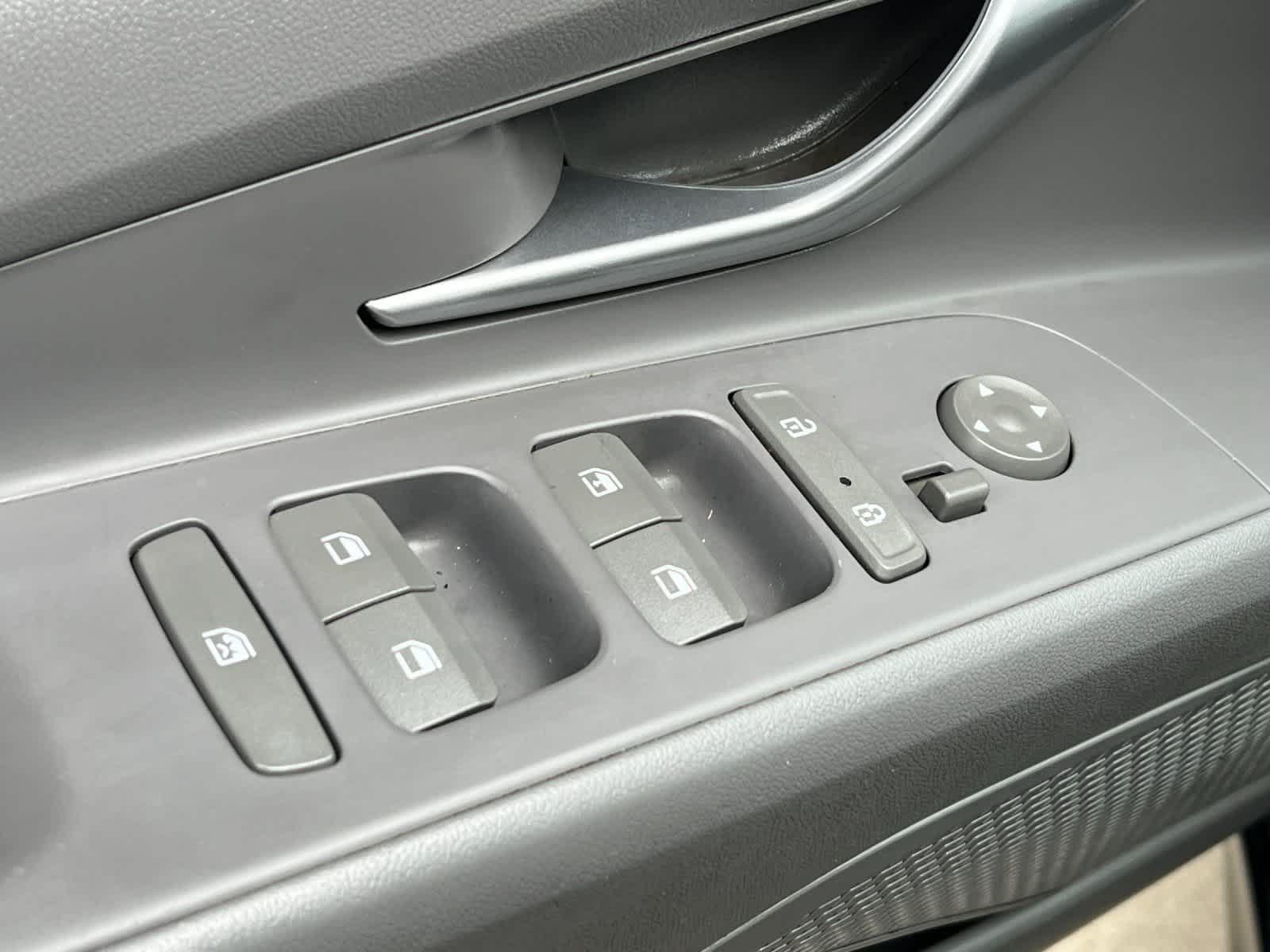 Thumbnail: 2021 Hyundai Elantra - 14