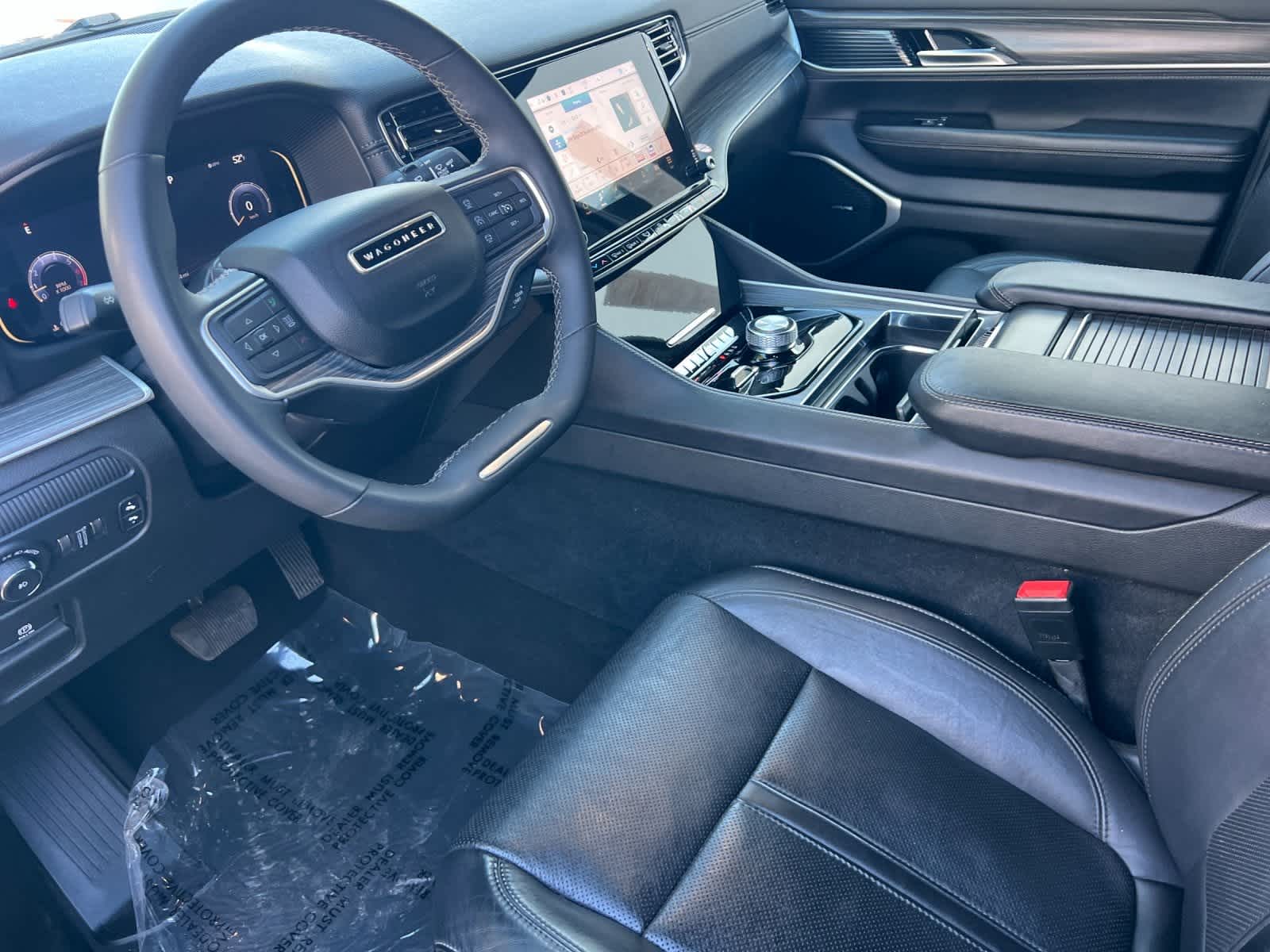 Thumbnail: 2024 Jeep Wagoneer - 11