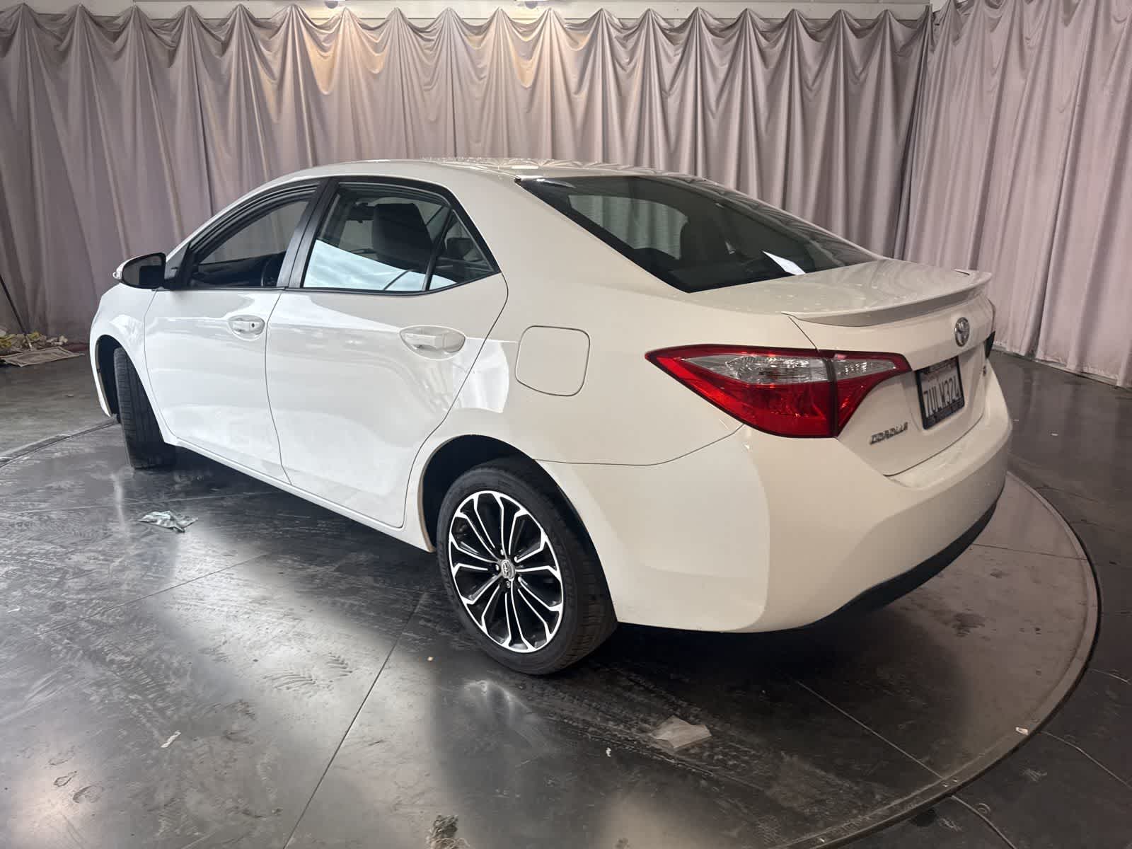 2016 Toyota Corolla S Plus photo 5