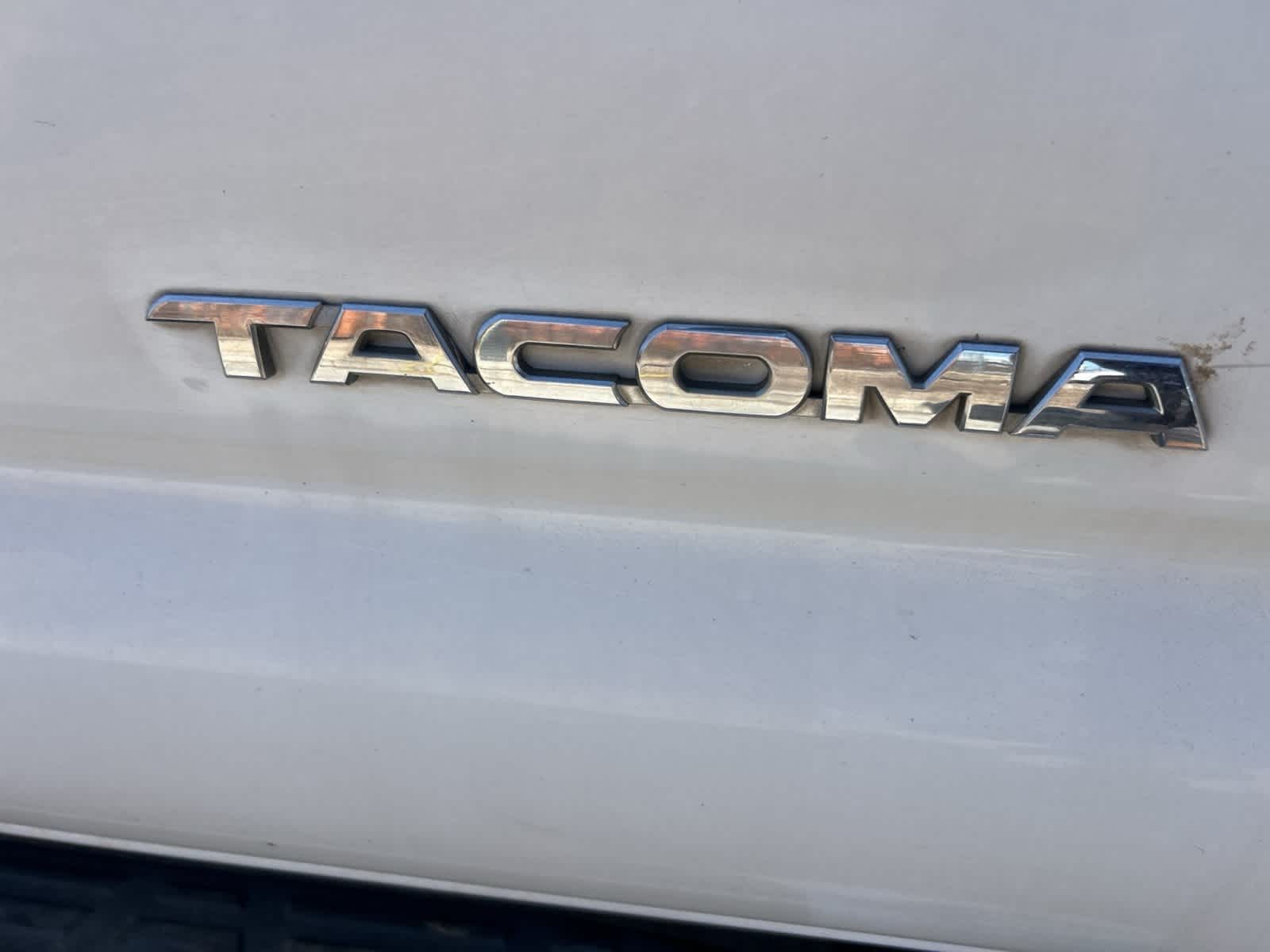 Thumbnail: 2014 Toyota Tacoma - 7