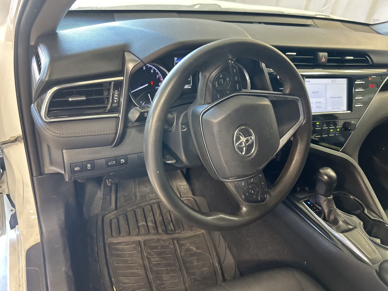 Thumbnail: 2018 Toyota Camry - 21