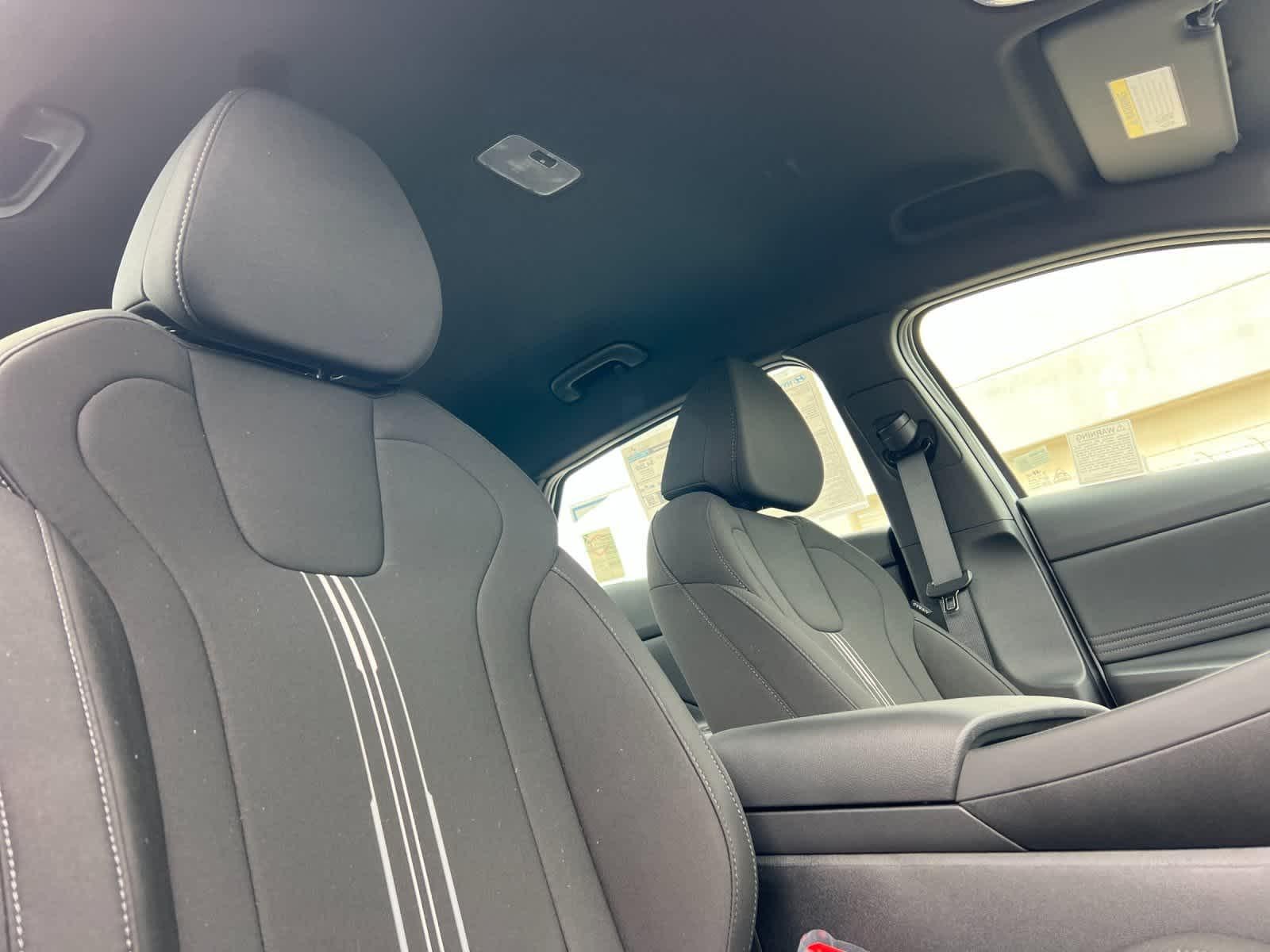 Thumbnail: 2025 Hyundai Elantra - 16