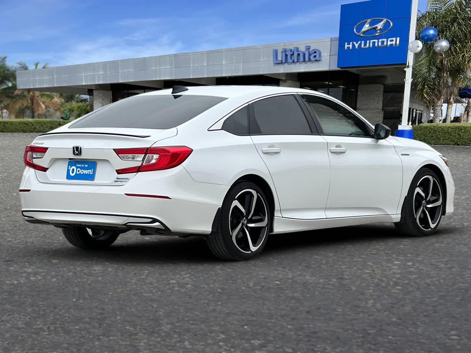 2022 Honda Accord Hybrid Sport photo 2