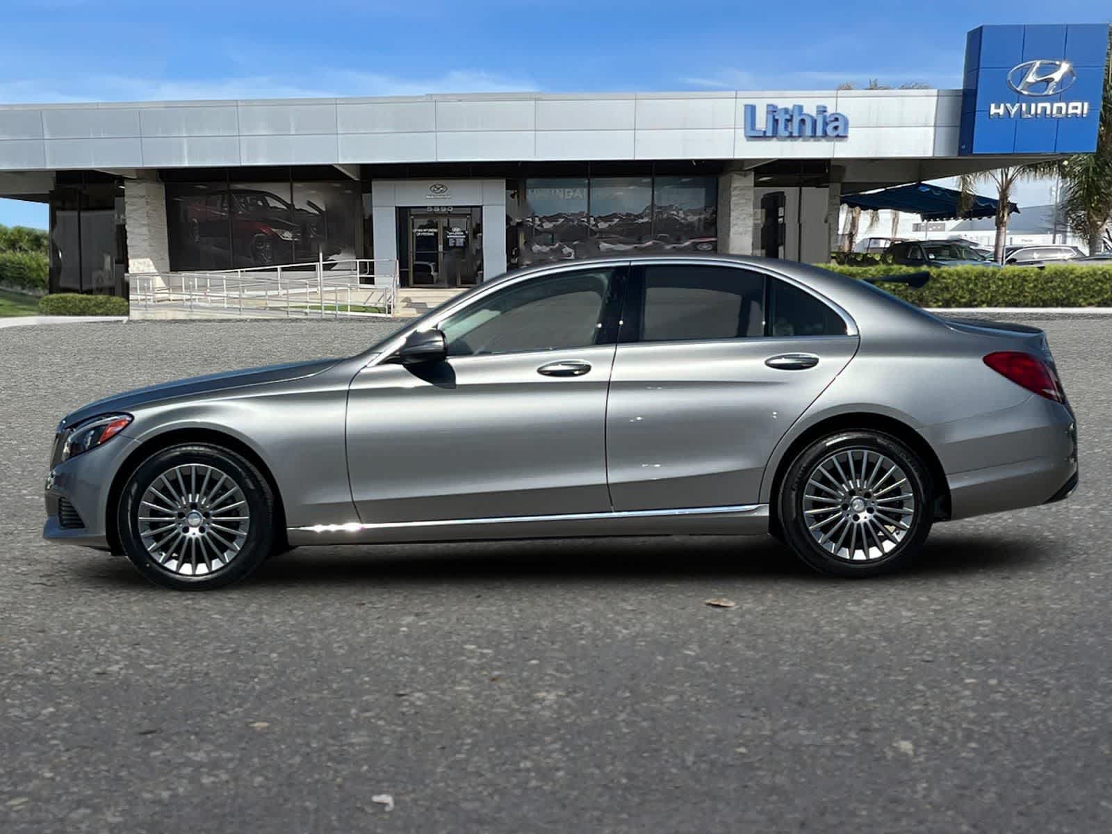 Thumbnail: 2015 Mercedes-Benz C-Class - 6
