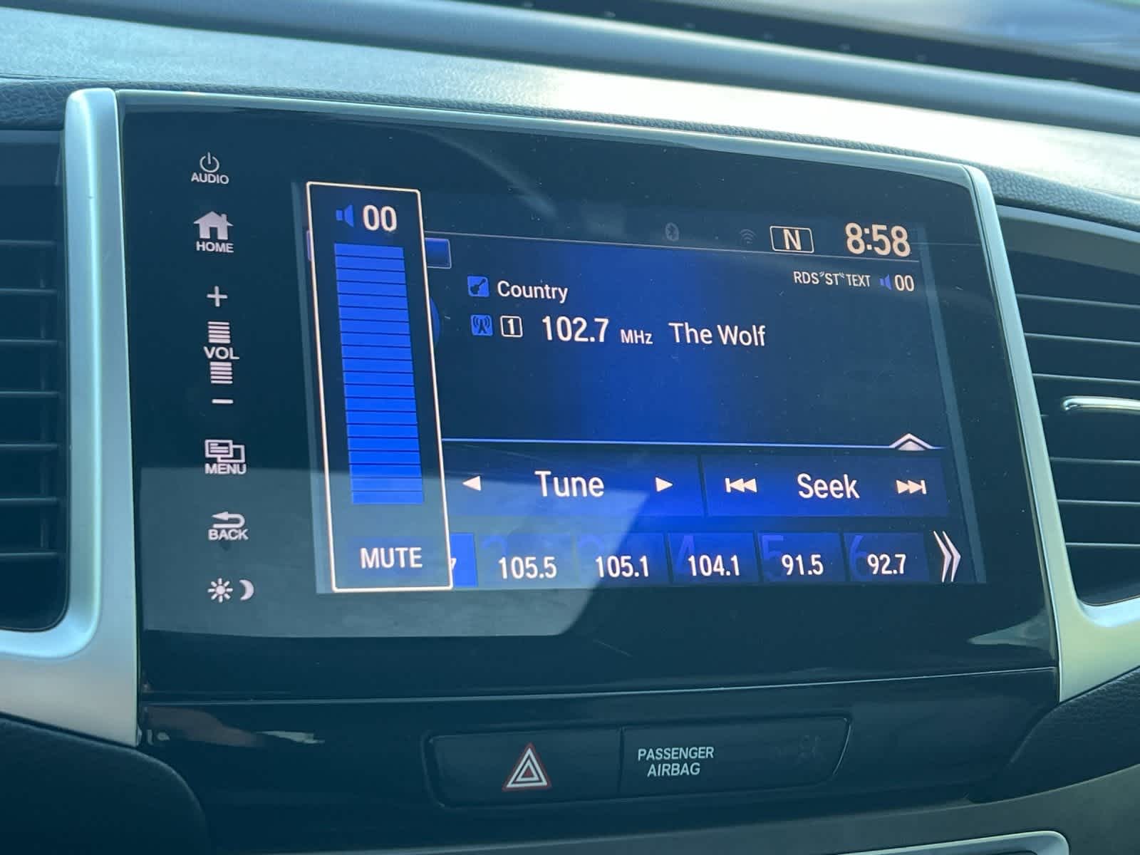 Thumbnail: 2017 Honda Pilot - 20