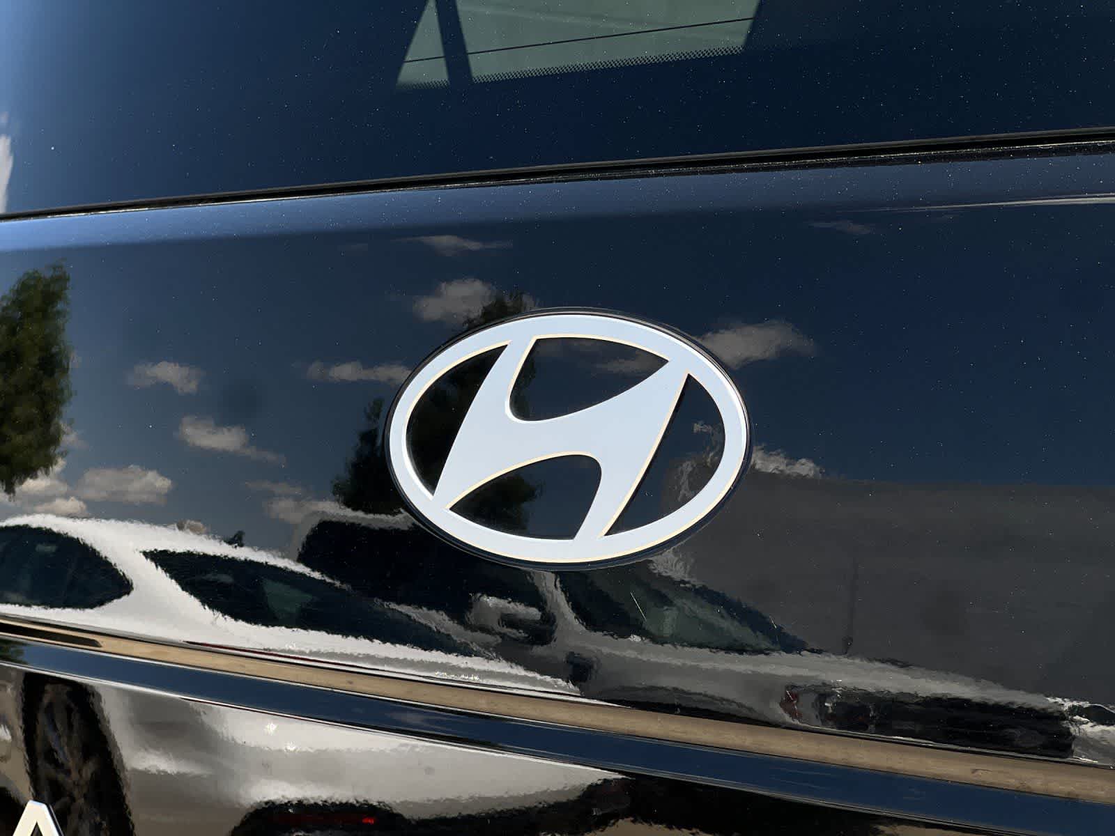 Thumbnail: 2025 Hyundai Santa Fe - 29