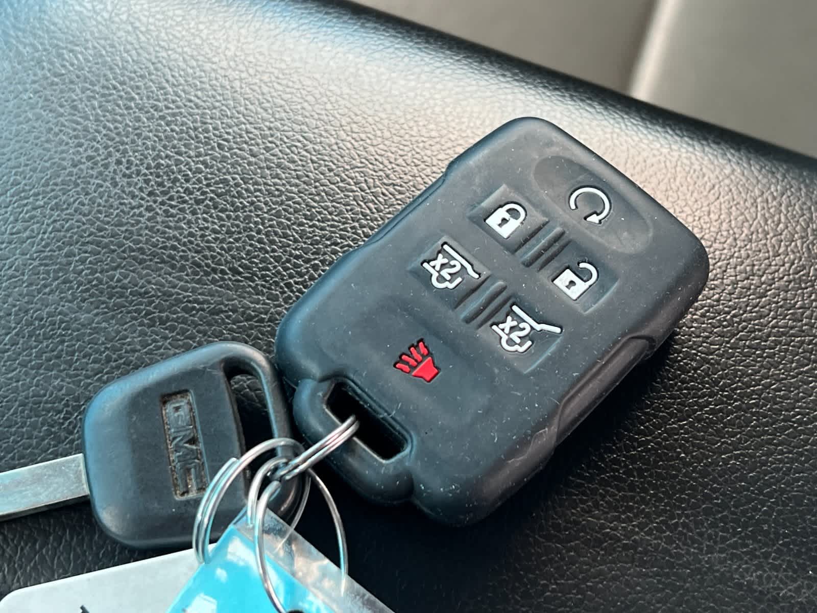 Thumbnail: 2015 GMC Sierra 2500 - 27