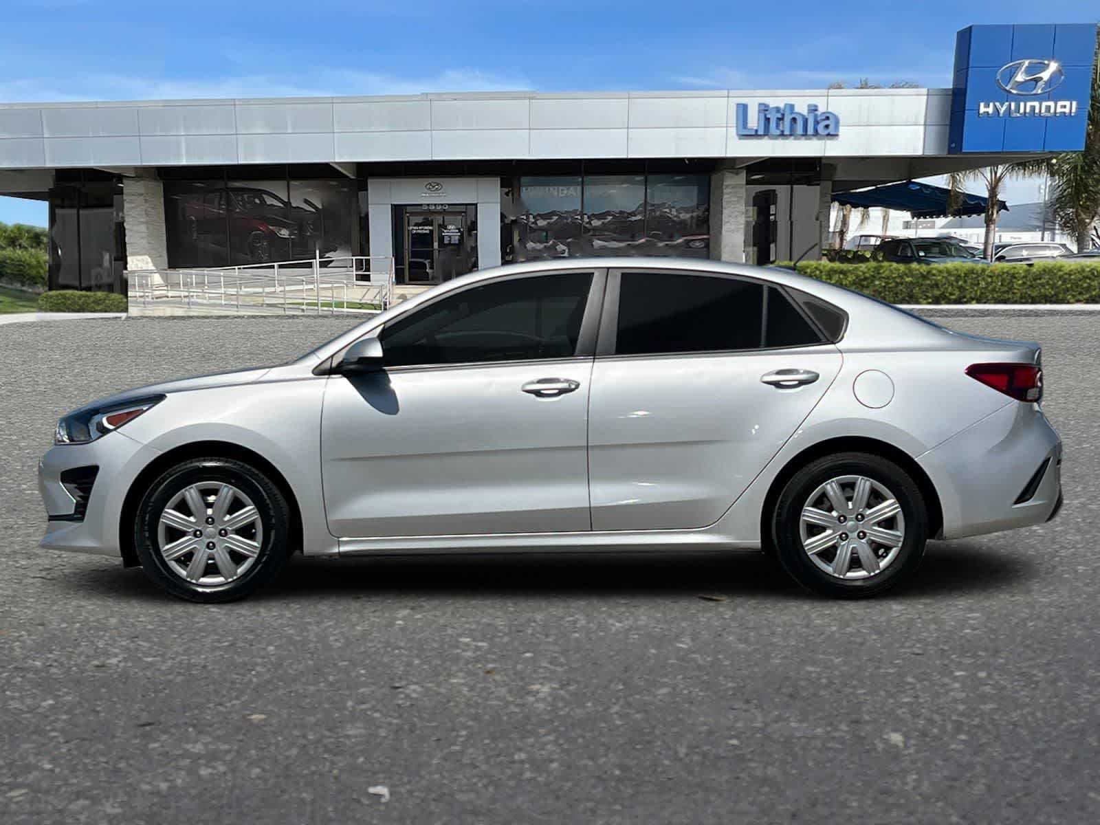 Thumbnail: 2022 Kia Rio - 6