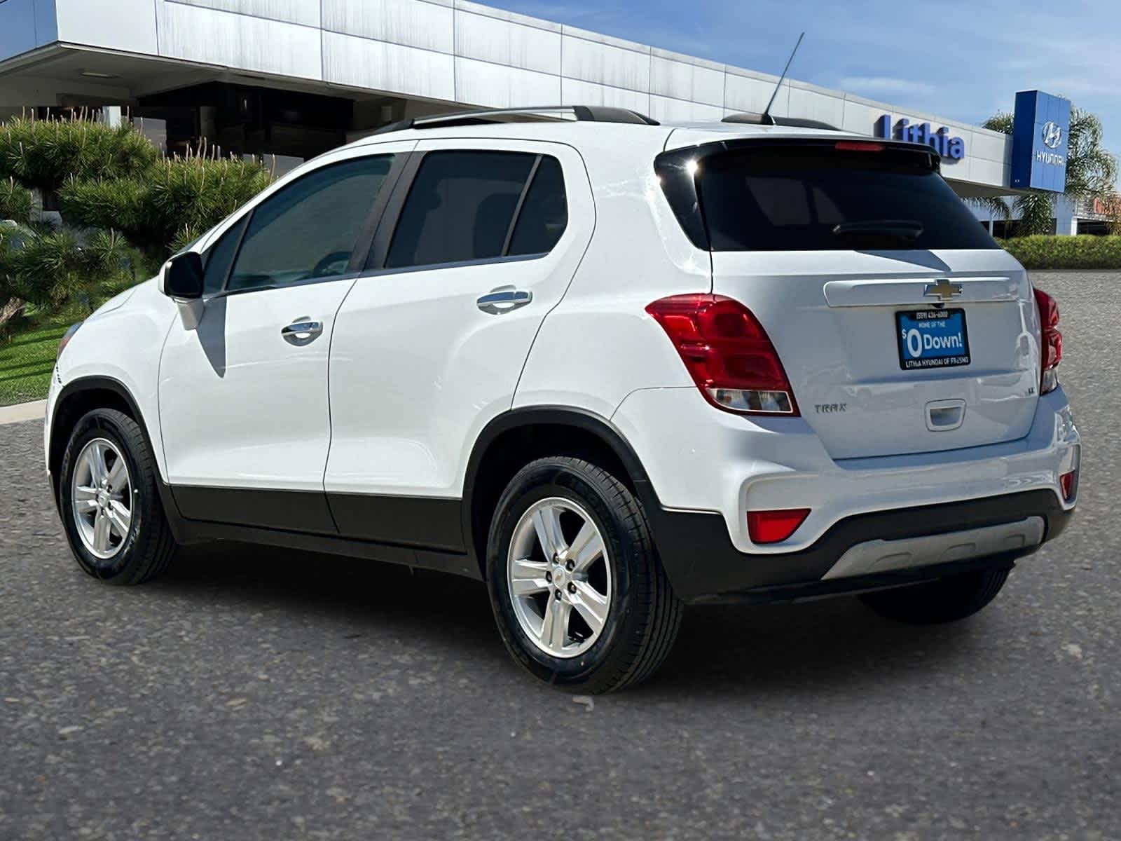 Thumbnail: 2019 Chevrolet Trax - 6