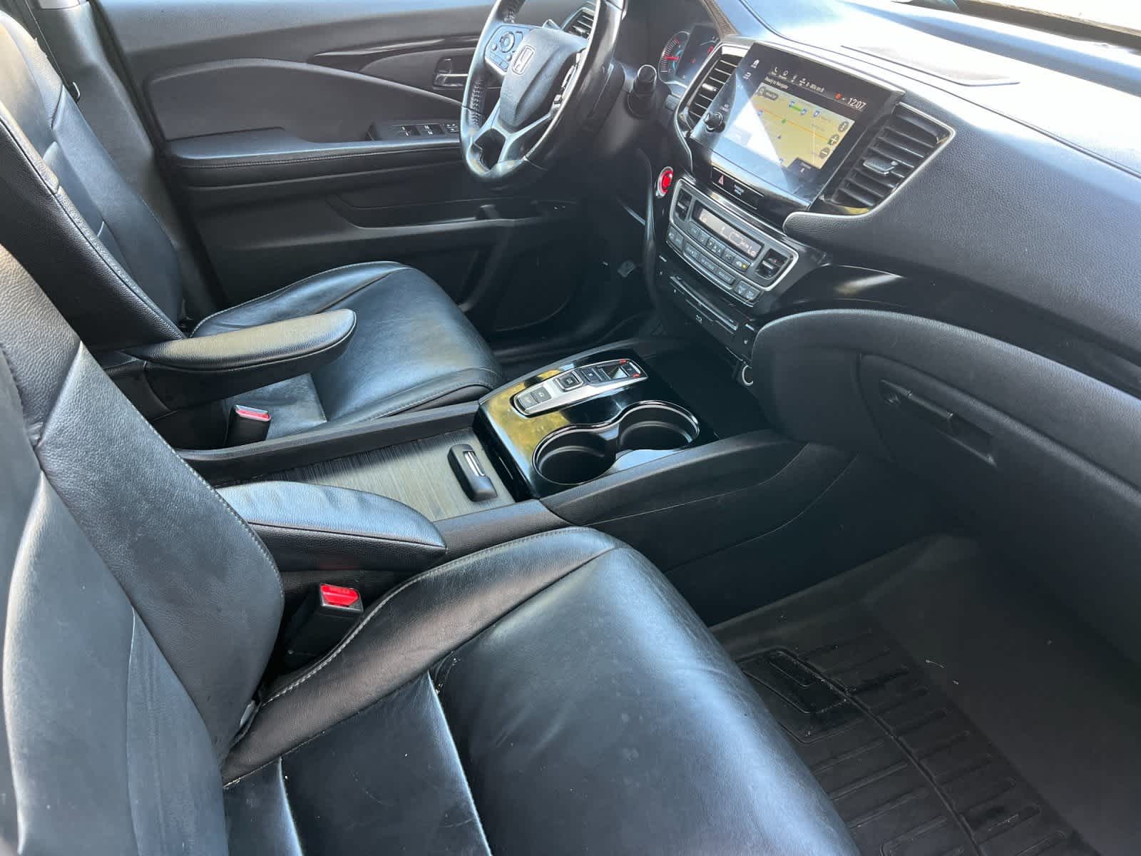 Thumbnail: 2019 Honda Pilot - 18