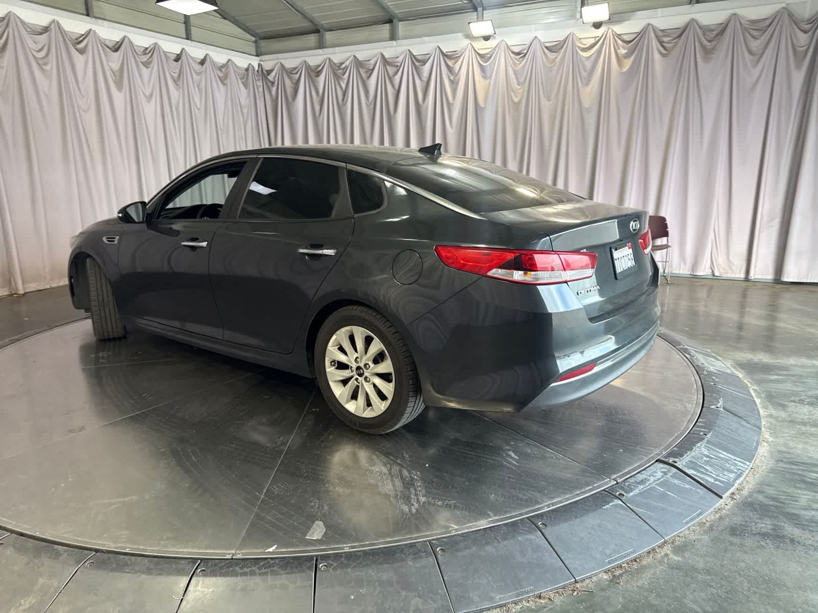 Thumbnail: 2016 Kia Optima - 7