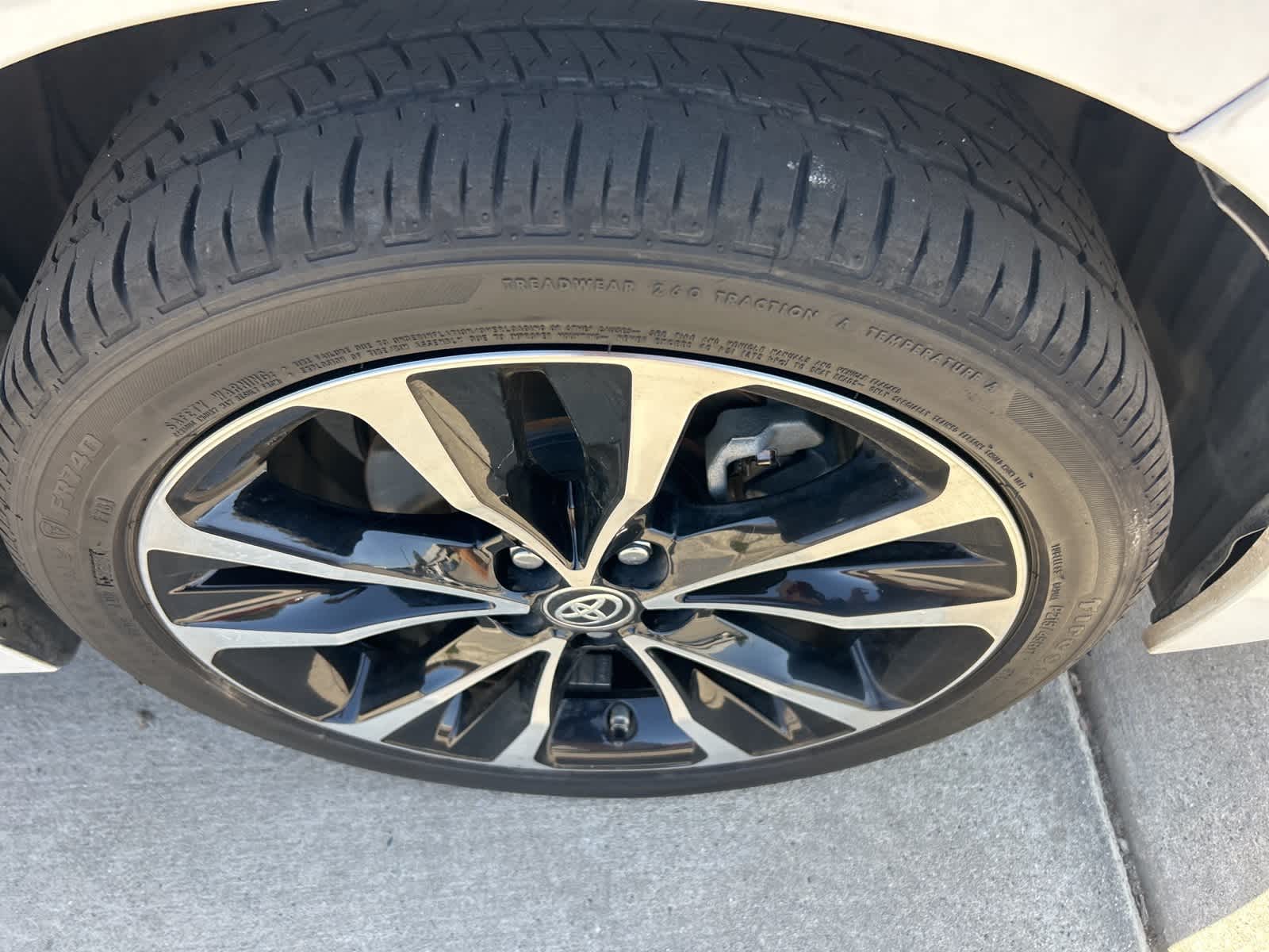 Thumbnail: 2018 Toyota Corolla - 5