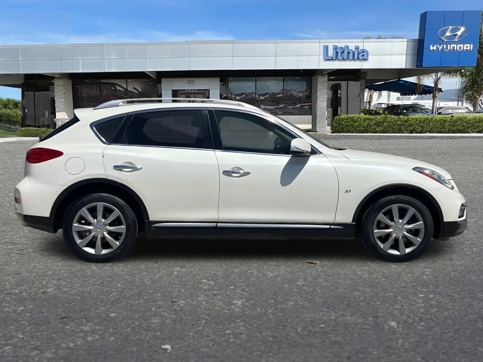 Thumbnail: 2016 INFINITI QX50 - 8