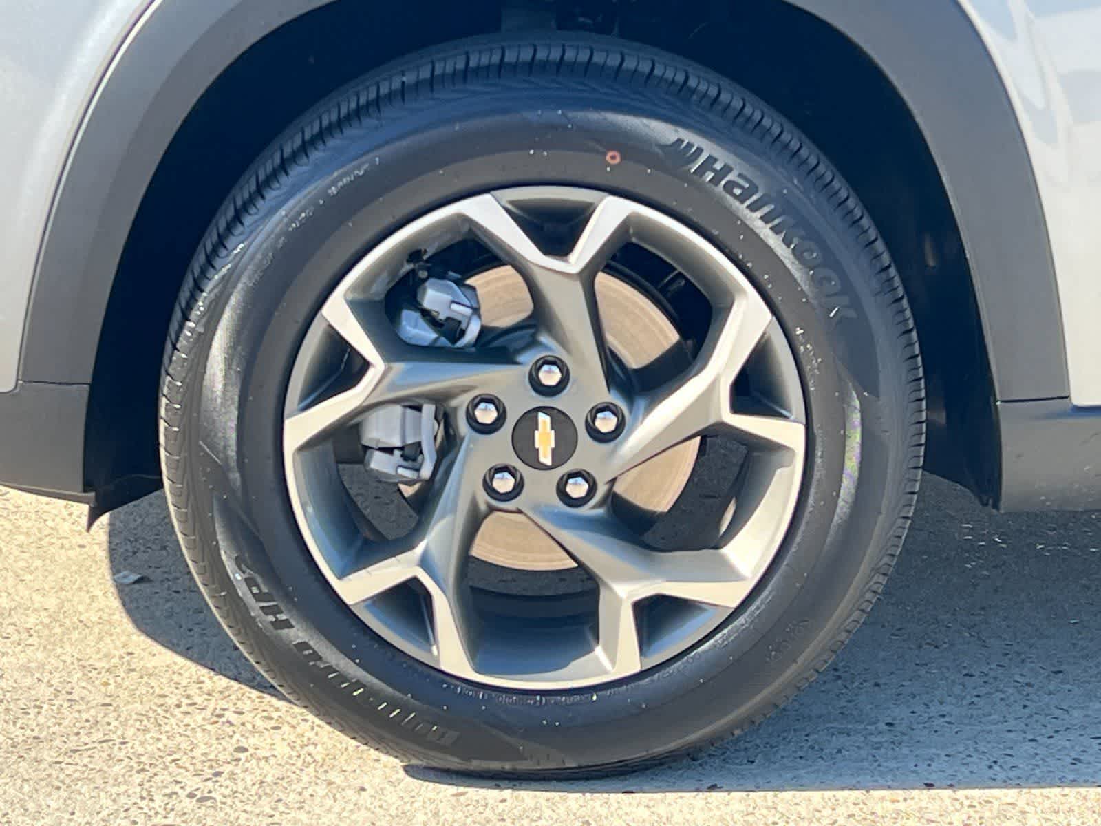 Thumbnail: 2026 Chevrolet Trax - 26