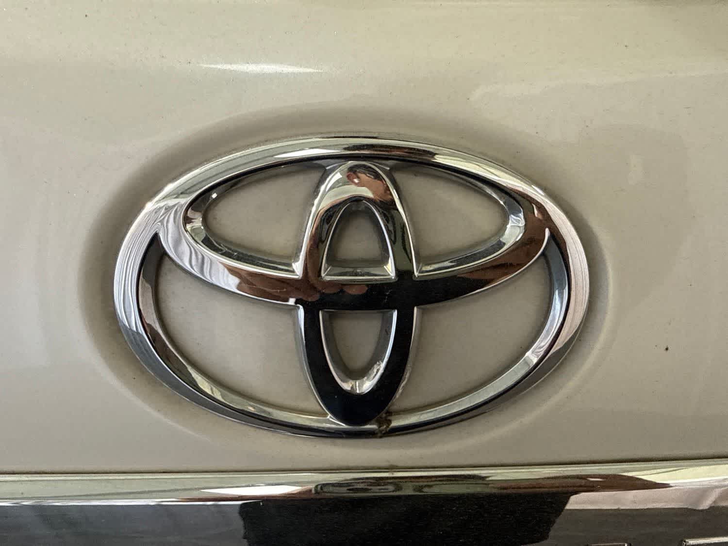Thumbnail: 2013 Toyota Highlander - 10