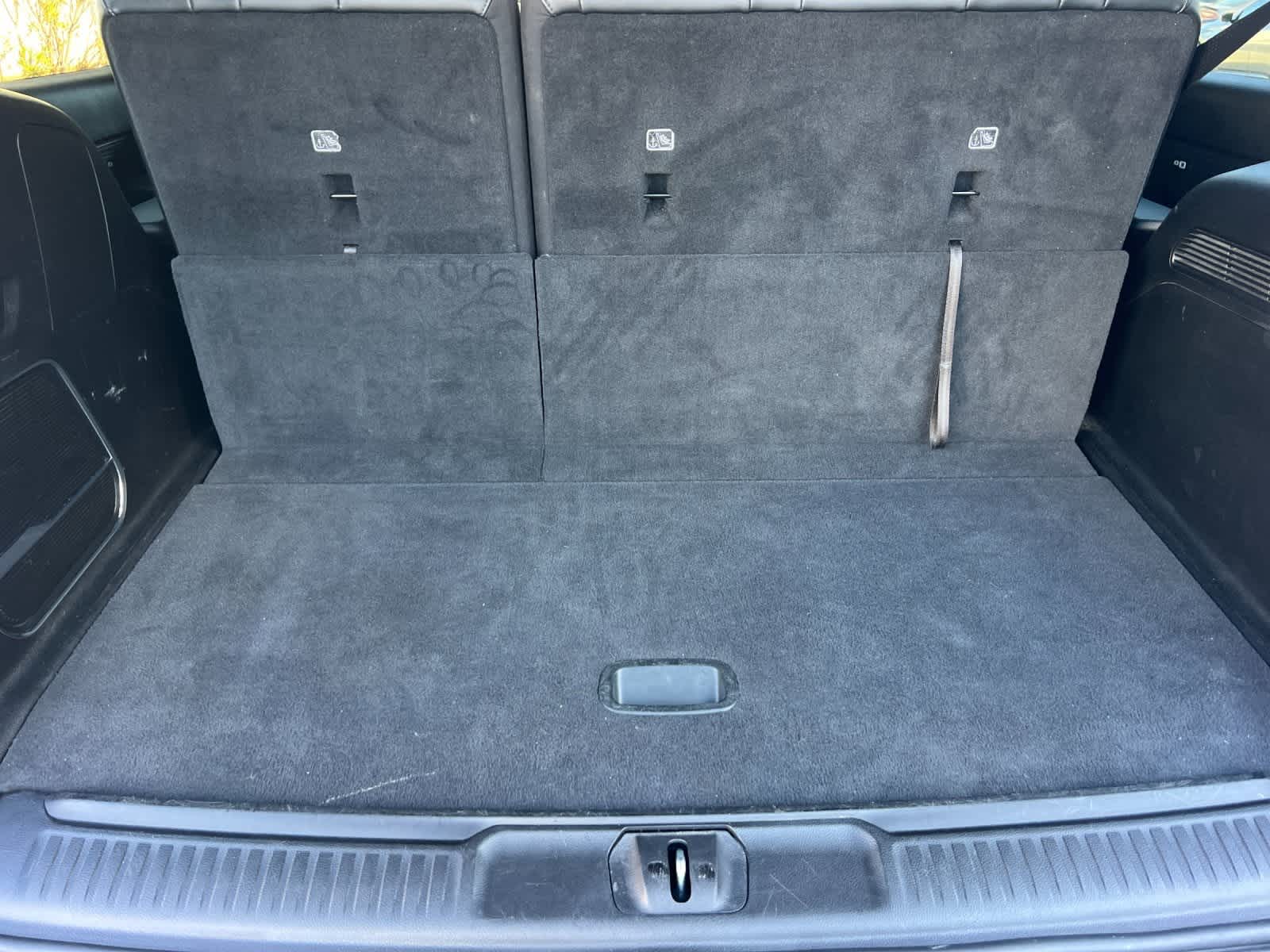 Thumbnail: 2024 Jeep Wagoneer - 16