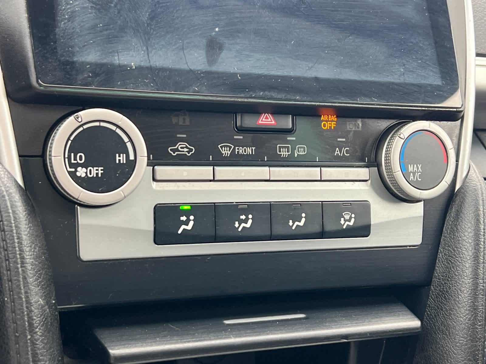 Thumbnail: 2014 Toyota Camry - 19