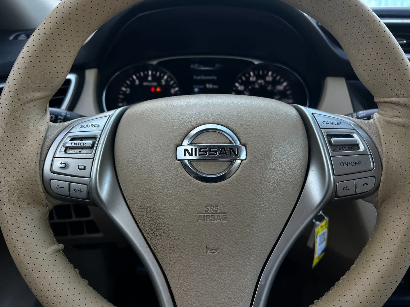Thumbnail: 2015 Nissan Rogue - 23