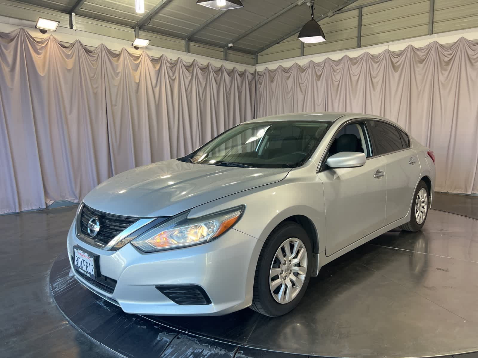Thumbnail: 2018 Nissan Altima - 3