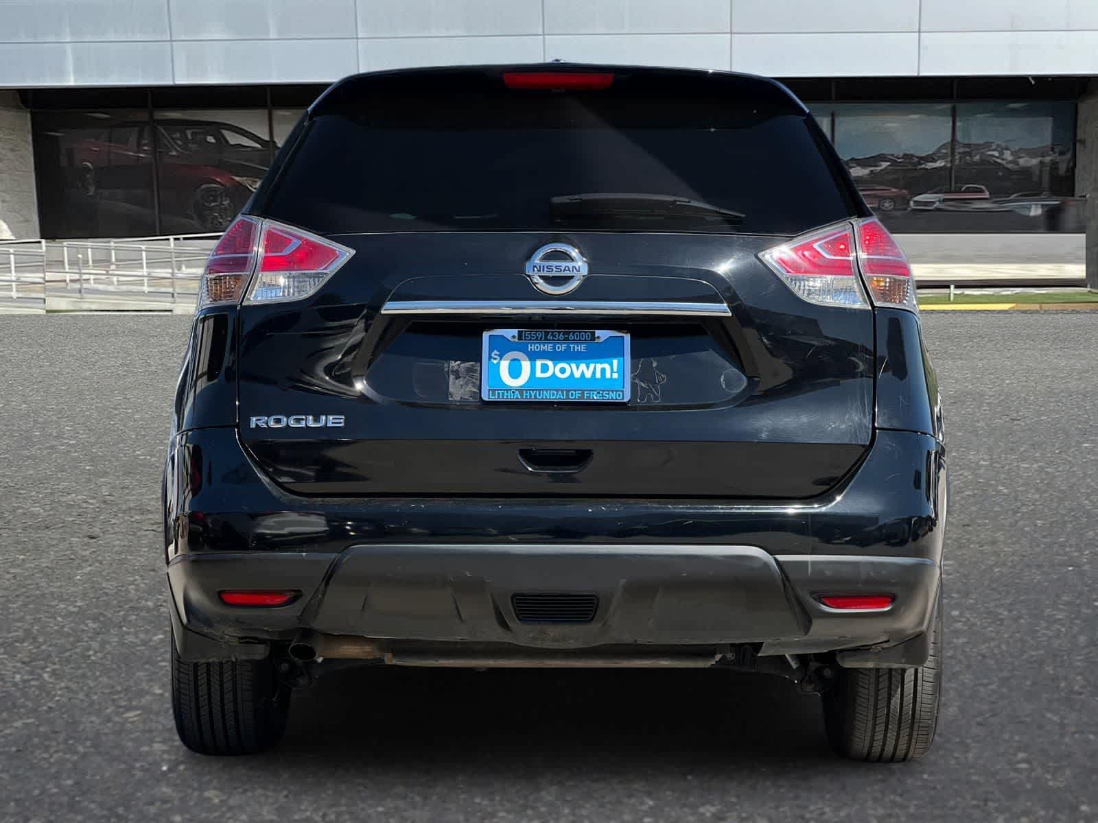 2015 Nissan Rogue S photo 3