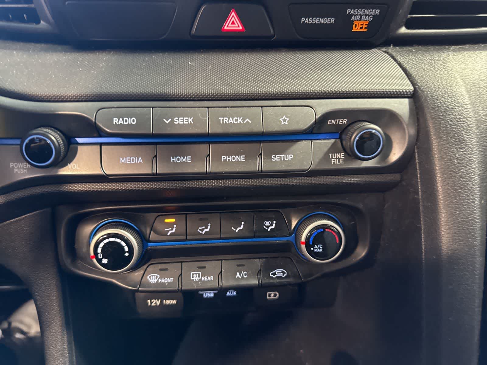 Thumbnail: 2019 Hyundai Veloster - 24