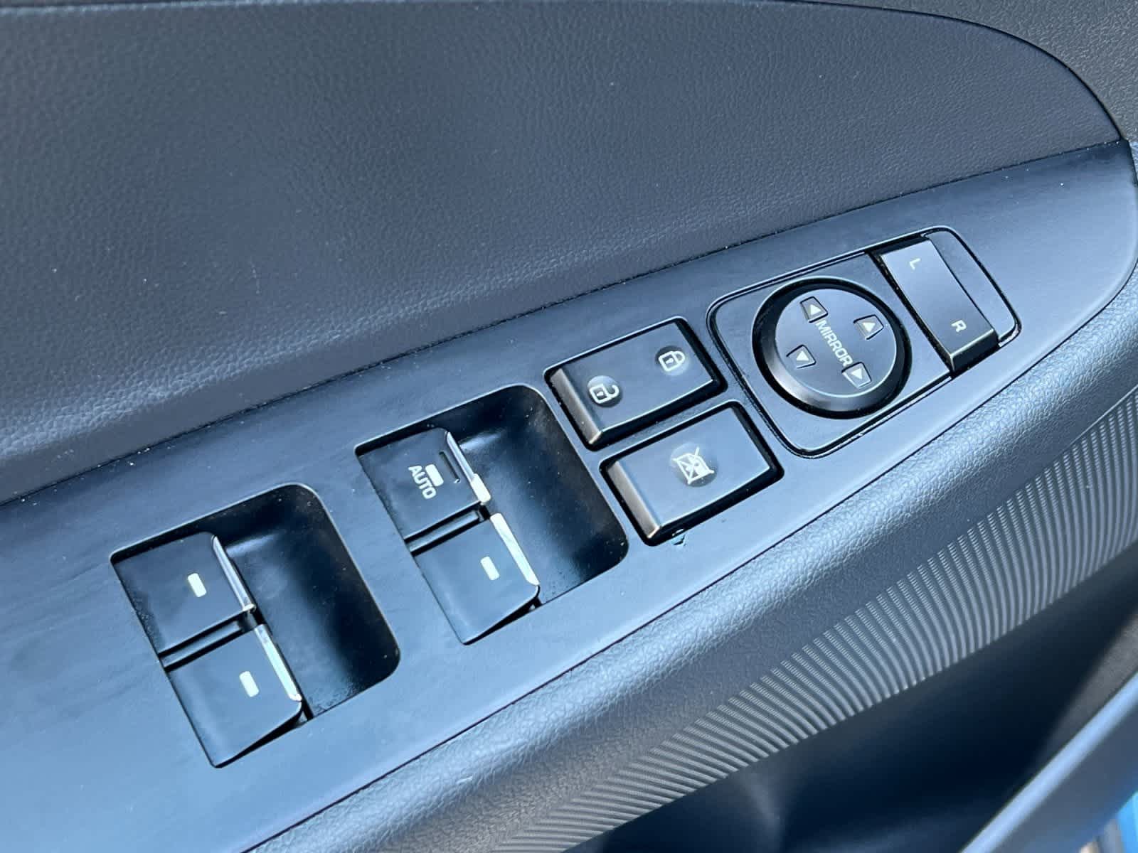 Thumbnail: 2016 Hyundai Tucson - 14