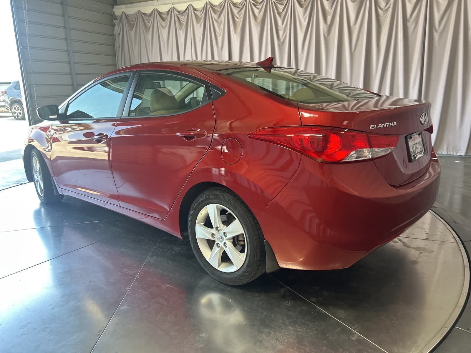 Thumbnail: 2013 Hyundai Elantra - 13