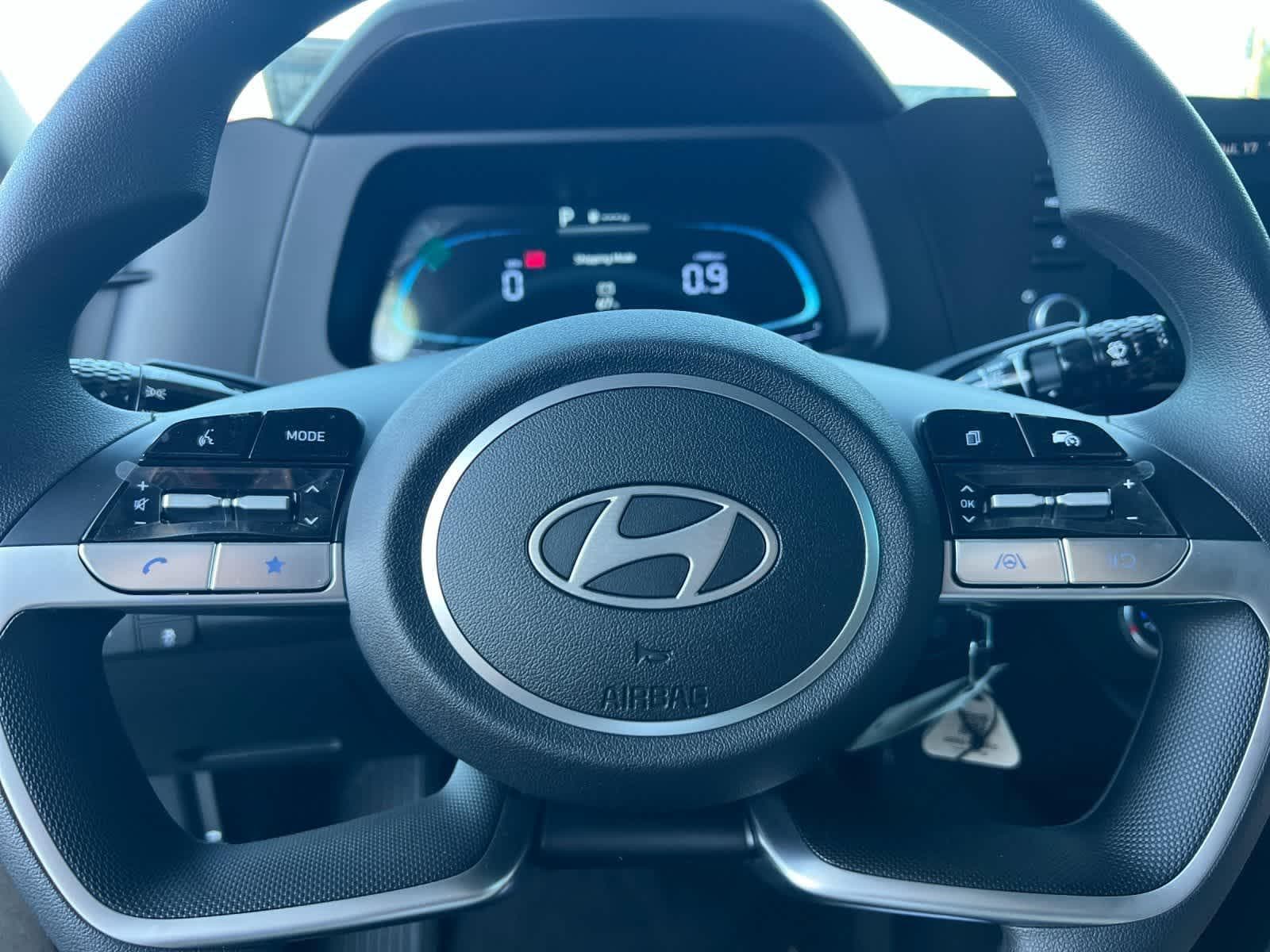 Thumbnail: 2025 Hyundai Elantra - 22